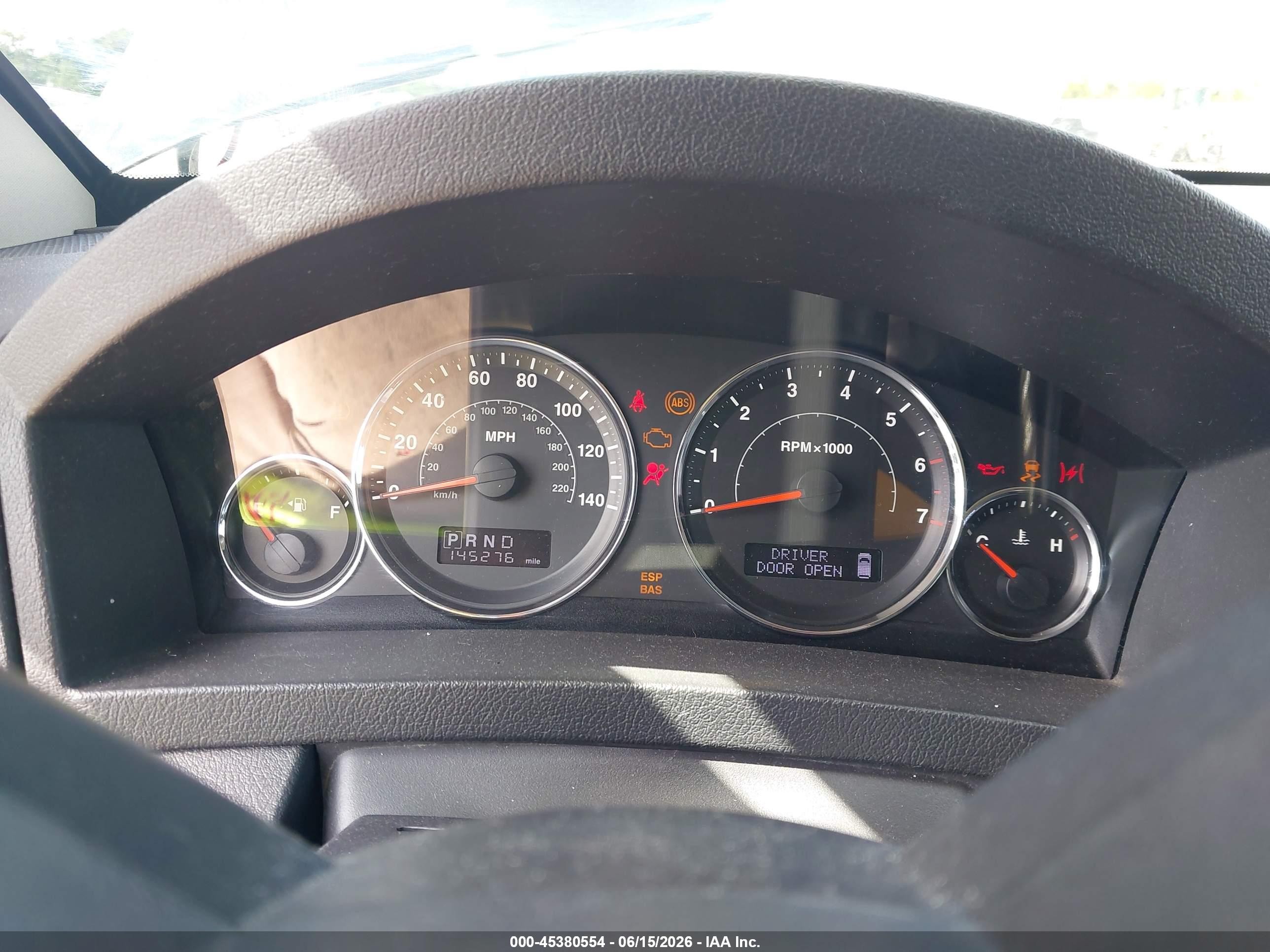 2010 Jeep Grand Cherokee Laredo Черный vin: 1J4PR4GK3AC120033