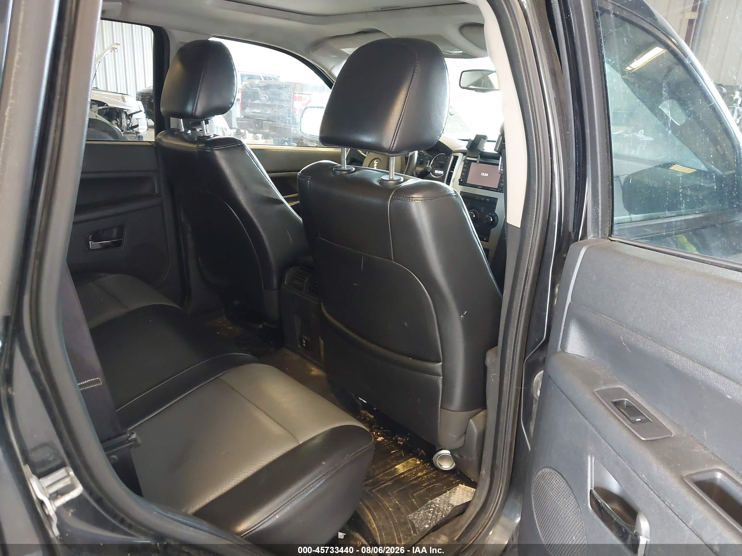 2010 Jeep Grand Cherokee Laredo Черный vin: 1J4PR4GK3AC141500