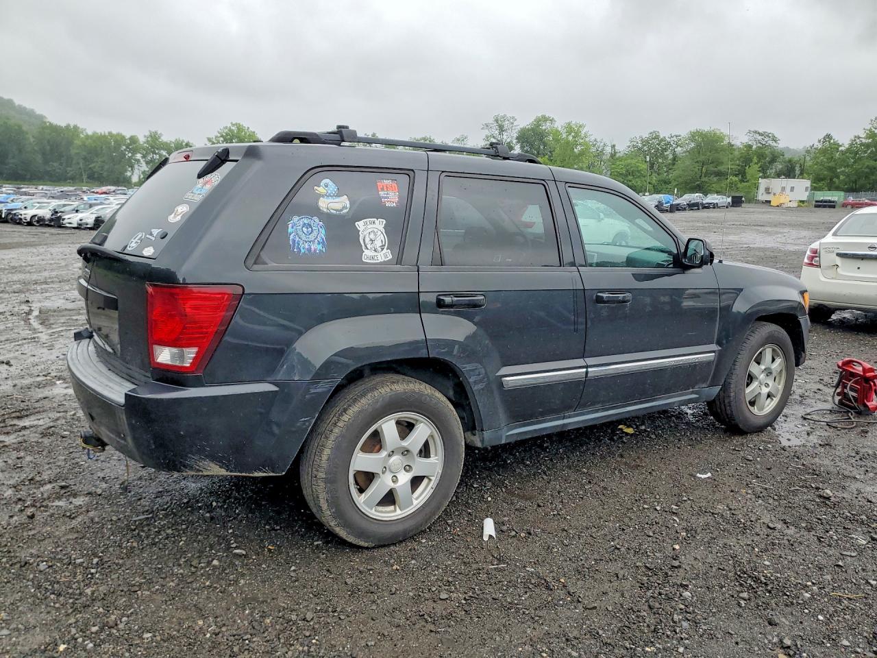 2010 Jeep Grand Cherokee Laredo Угольный vin: 1J4PR4GK3AC162699
