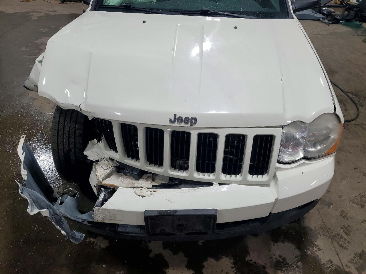 2010 Jeep Grand Cherokee Laredo White vin: 1J4PR4GK4AC116766
