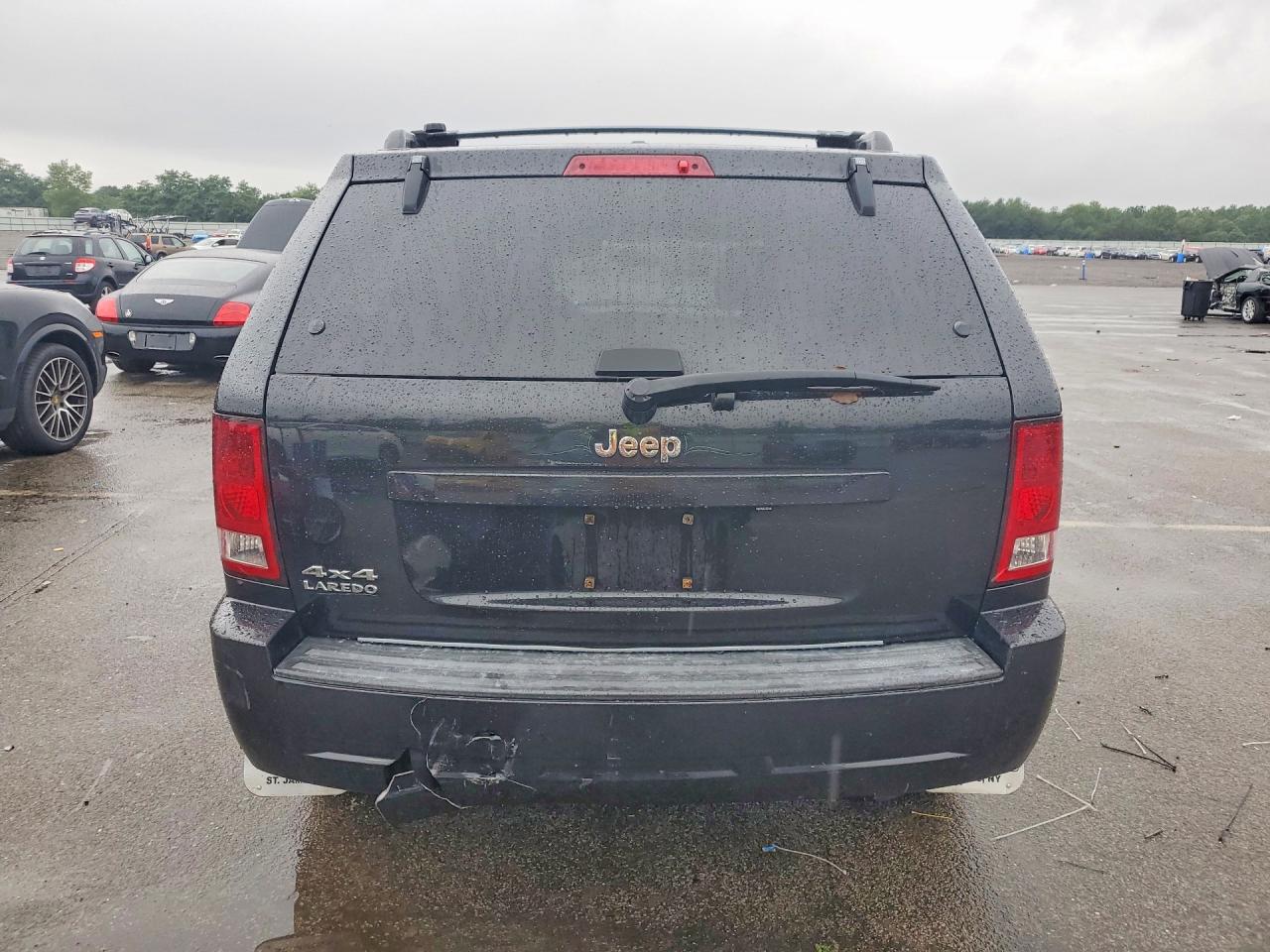 2010 Jeep Grand Cherokee Laredo Black vin: 1J4PR4GK5AC109826