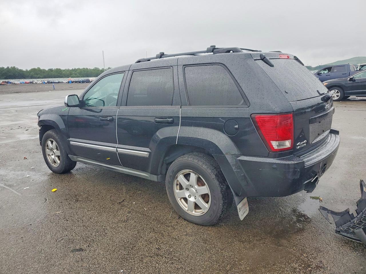 2010 Jeep Grand Cherokee Laredo Black vin: 1J4PR4GK5AC109826