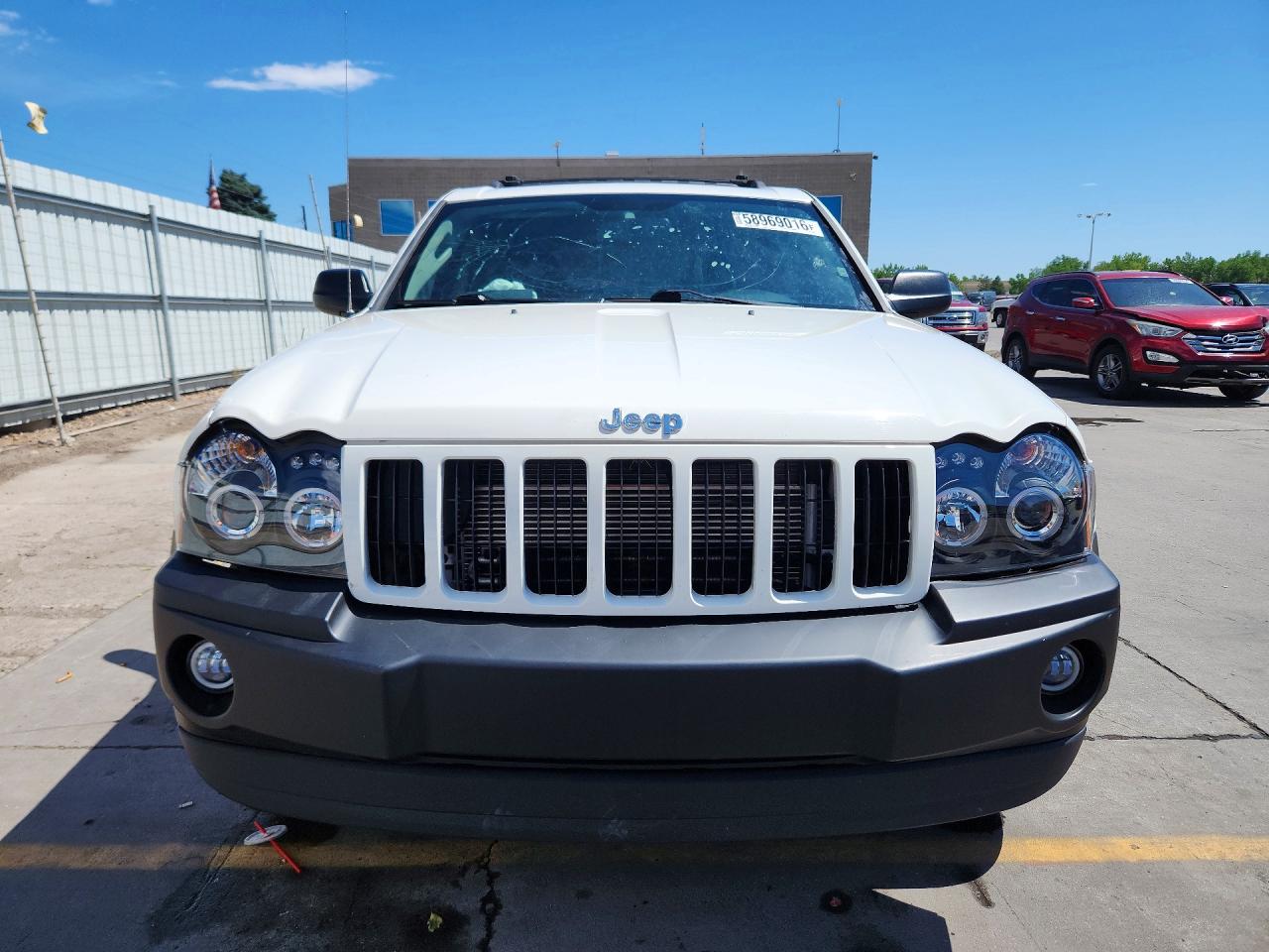 2010 Jeep Grand Cherokee Laredo Белый vin: 1J4PR4GK5AC127338