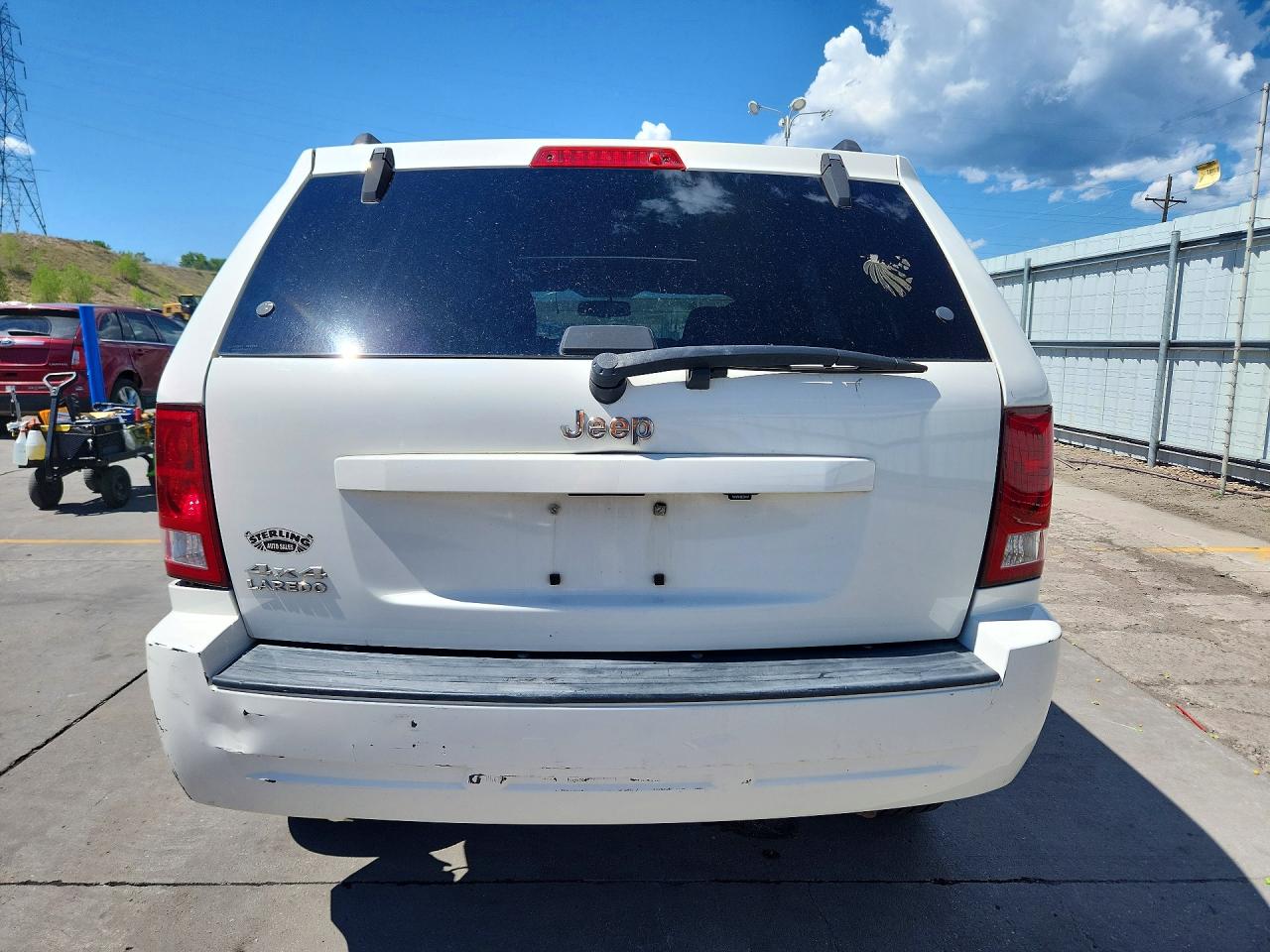 2010 Jeep Grand Cherokee Laredo Белый vin: 1J4PR4GK5AC127338