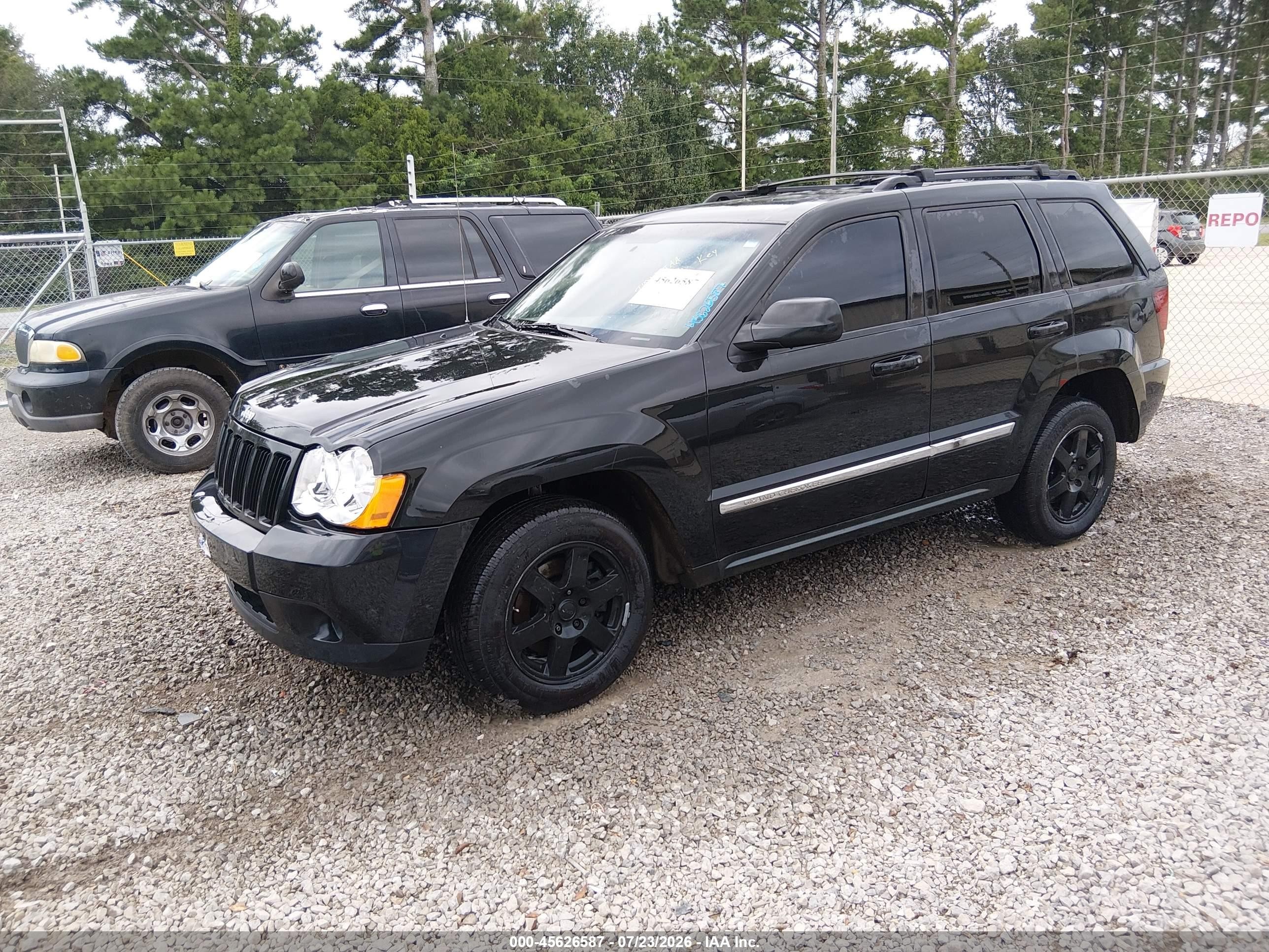 2010 Jeep Grand Cherokee Laredo Black vin: 1J4PR4GK6AC154189