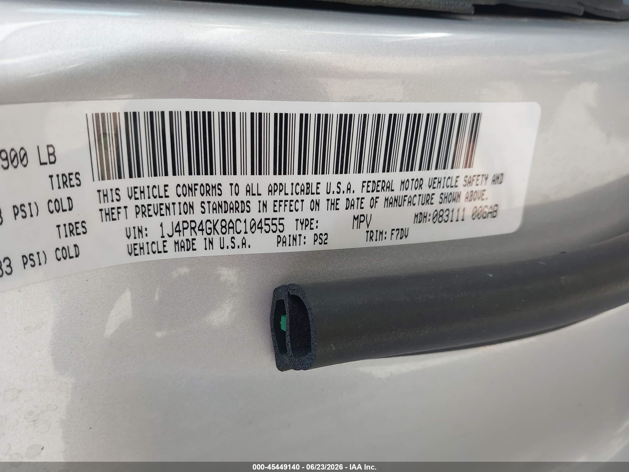 2010 Jeep Grand Cherokee Laredo Silver vin: 1J4PR4GK8AC104555