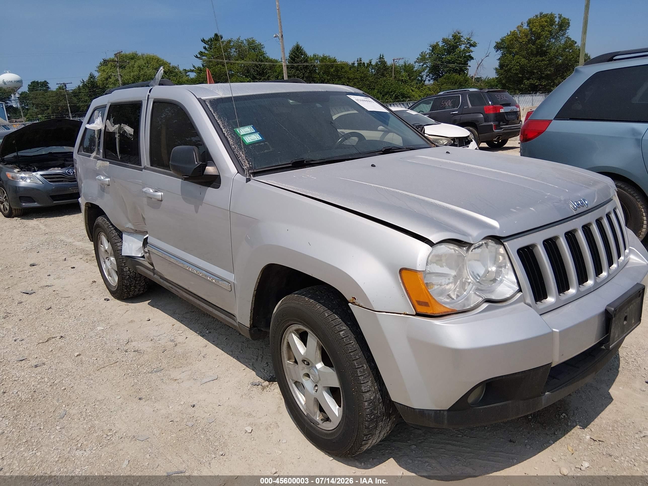 2010 Jeep Grand Cherokee Laredo Gray vin: 1J4PR4GK8AC126166