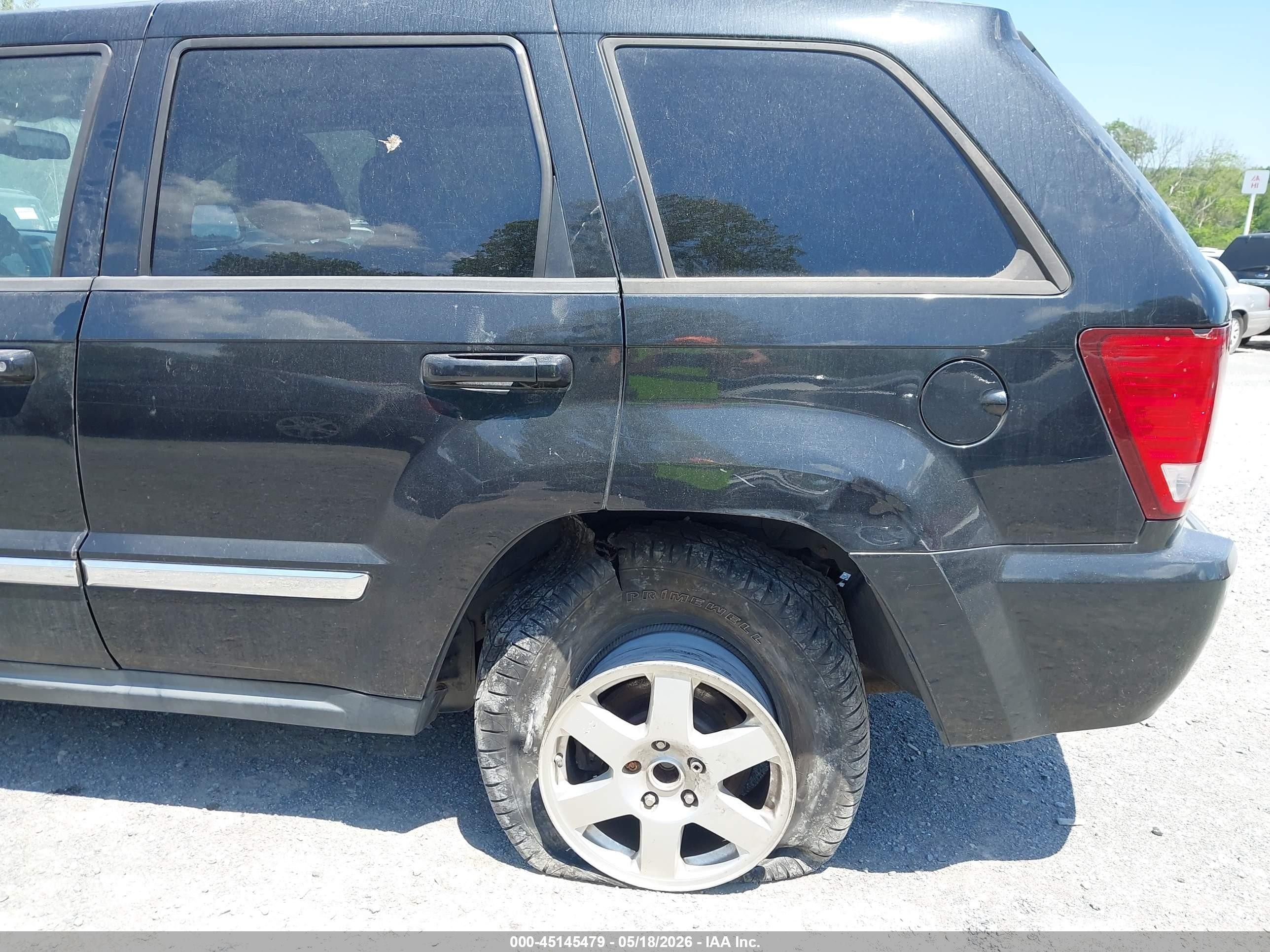 2010 Jeep Grand Cherokee Laredo Black vin: 1J4PR4GK8AC139323