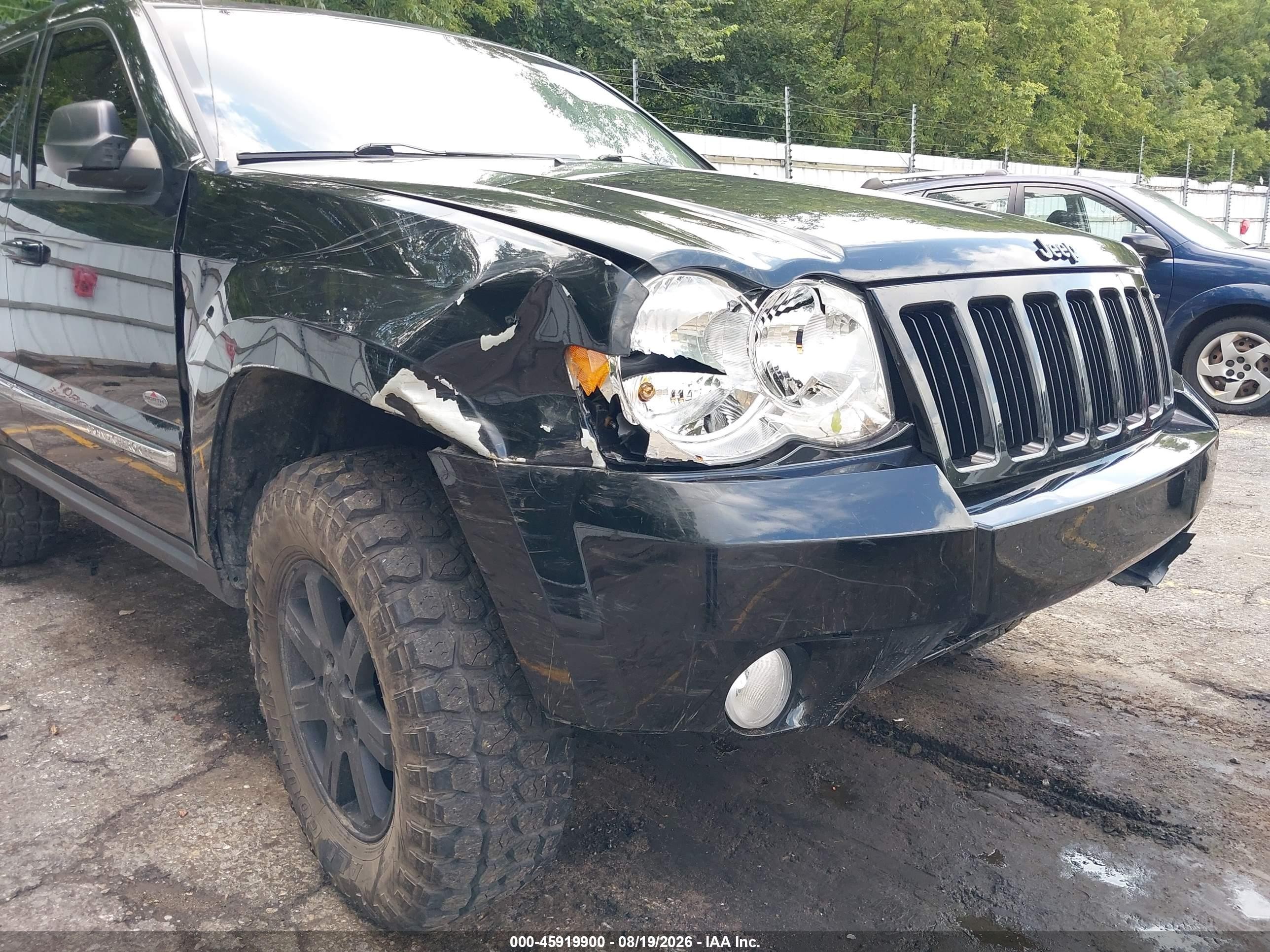 2010 Jeep Grand Cherokee Laredo Черный vin: 1J4PR4GK9AC115953