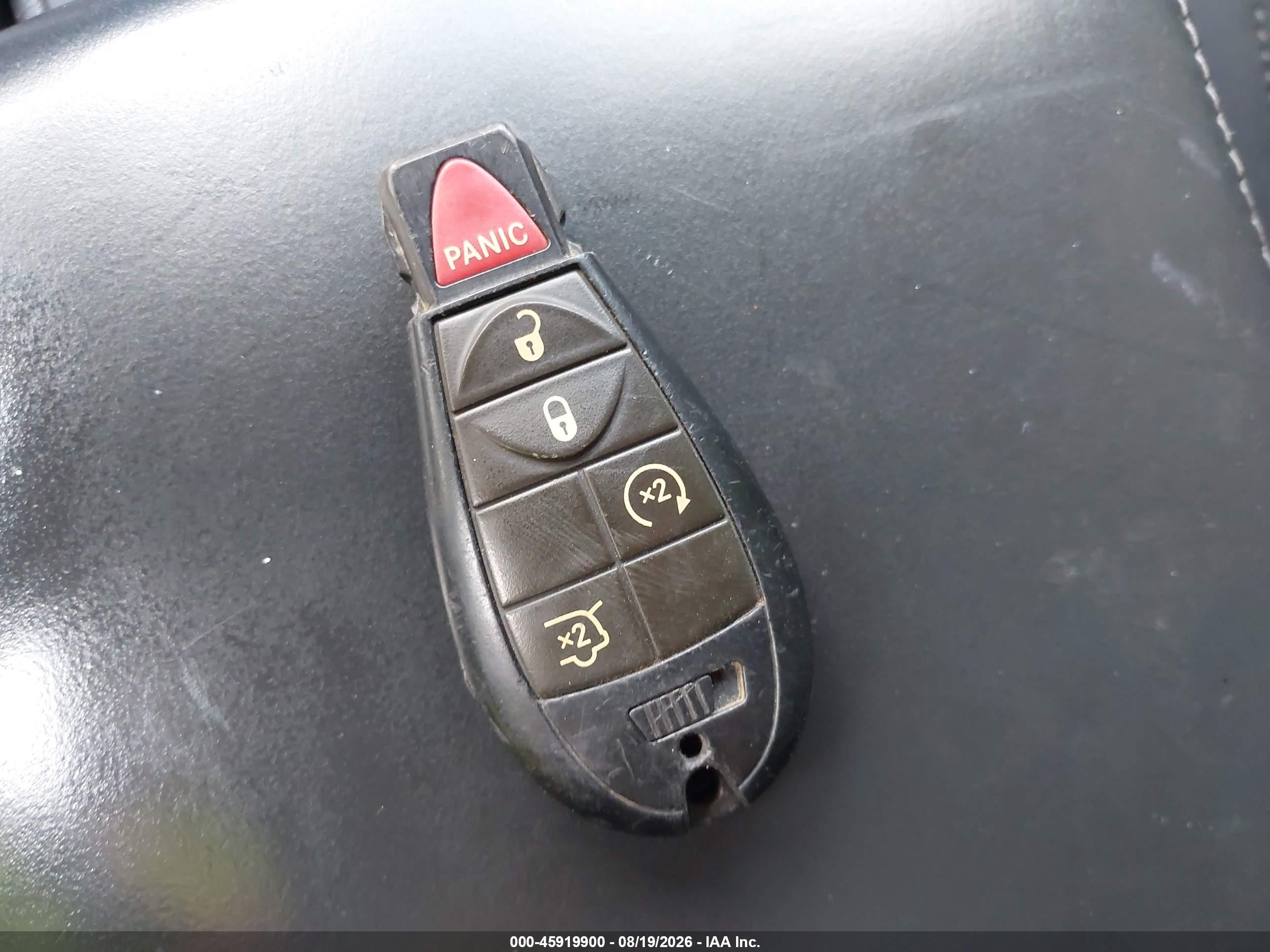 2010 Jeep Grand Cherokee Laredo Черный vin: 1J4PR4GK9AC115953