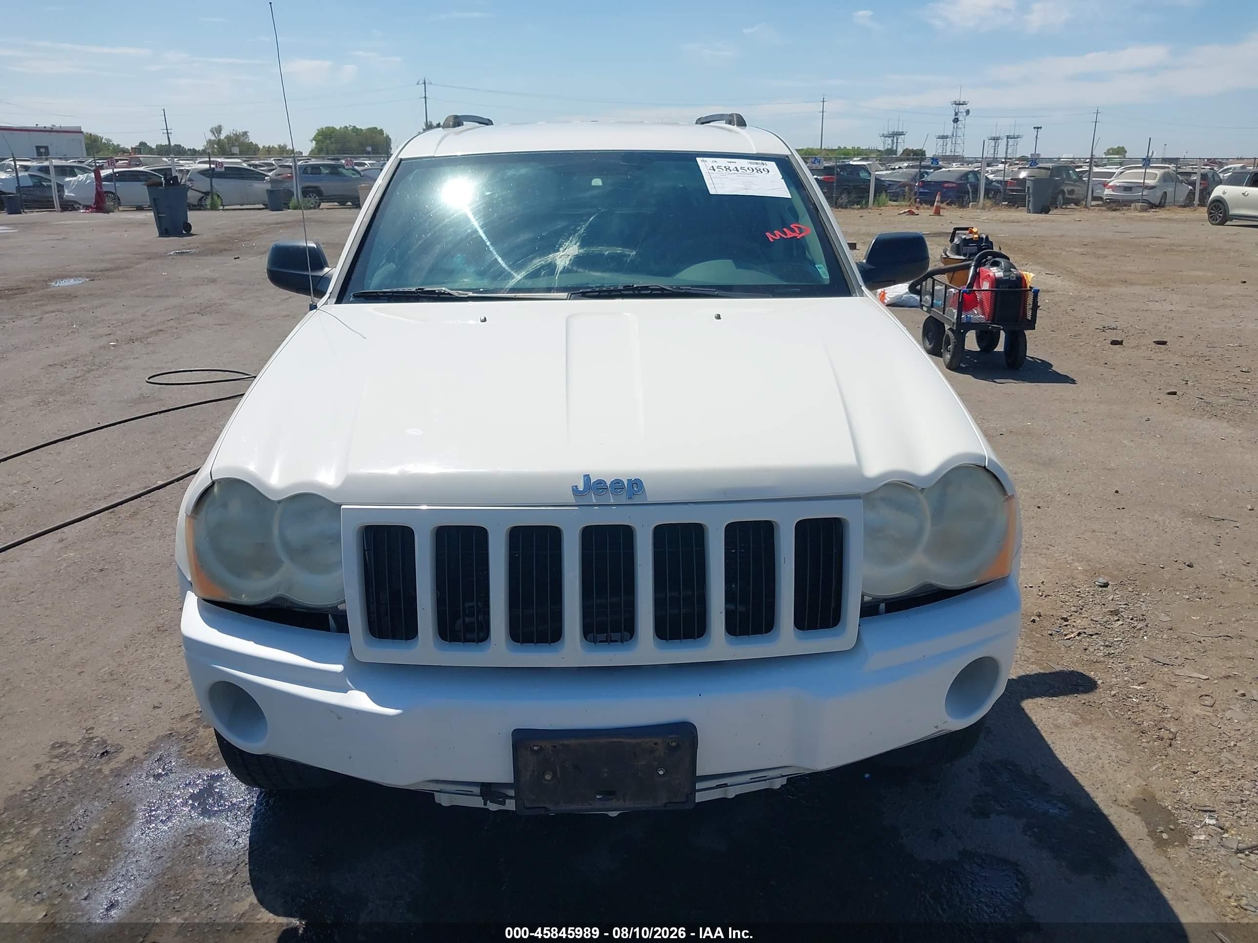 2010 Jeep Grand Cherokee Laredo White vin: 1J4PR4GK9AC140464
