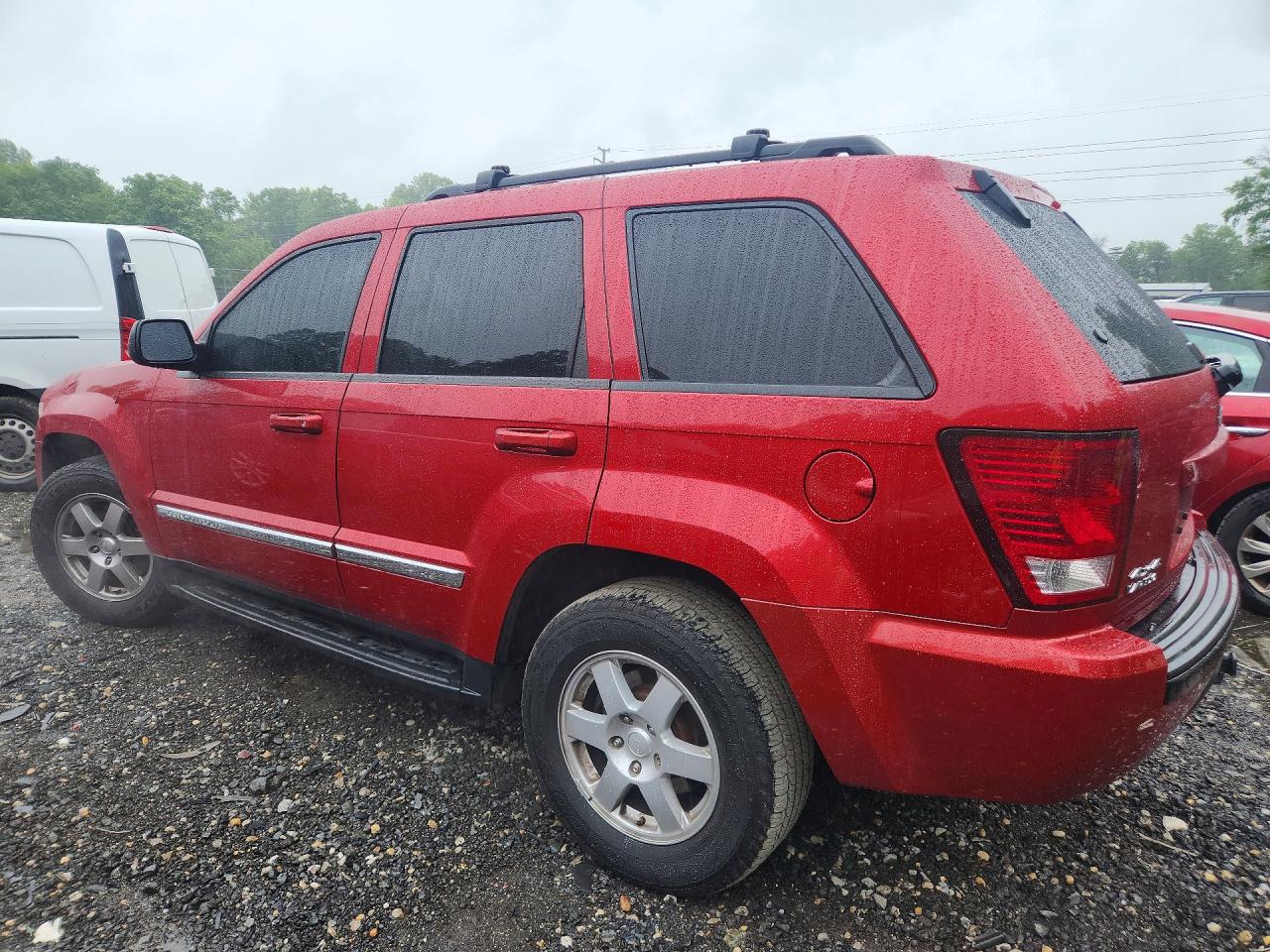 2010 Jeep Grand Cherokee Laredo Red vin: 1J4PR4GK9AC149004