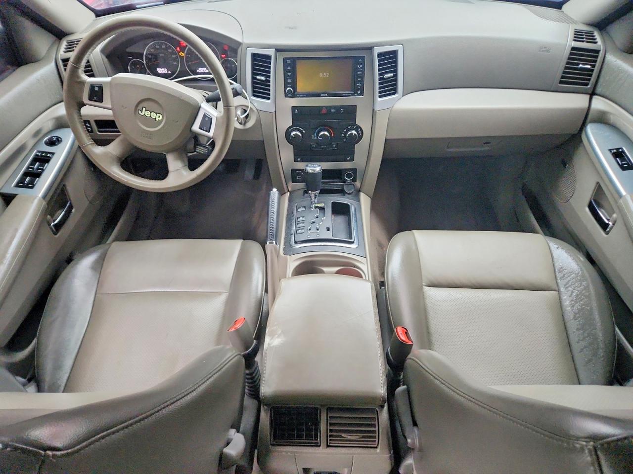 2010 Jeep Grand Cherokee Laredo Red vin: 1J4PR4GK9AC149004