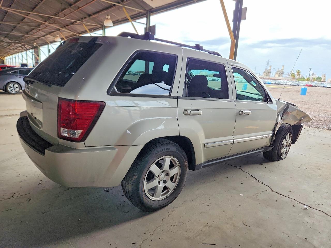 2010 Jeep Grand Cherokee Laredo Gray vin: 1J4PR4GKXAC100653