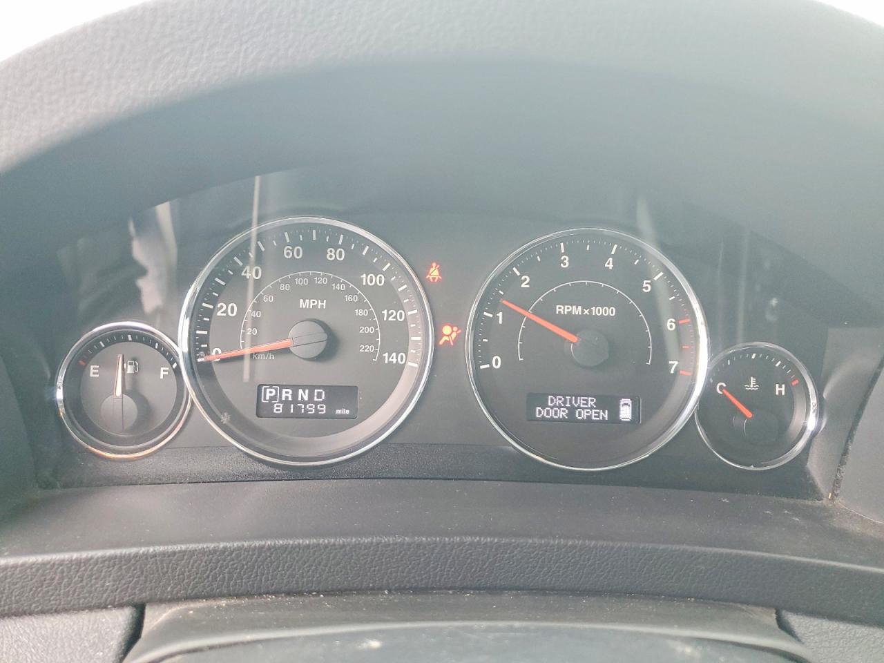 2010 Jeep Grand Cherokee Laredo Желто-коричневый vin: 1J4PR4GKXAC130753