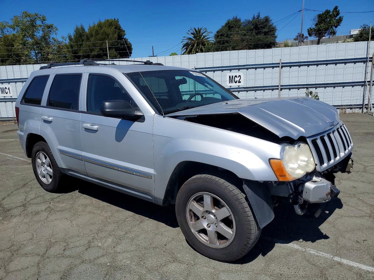 2010 Jeep Grand Cherokee Laredo Silver vin: 1J4PS4GK5AC155354