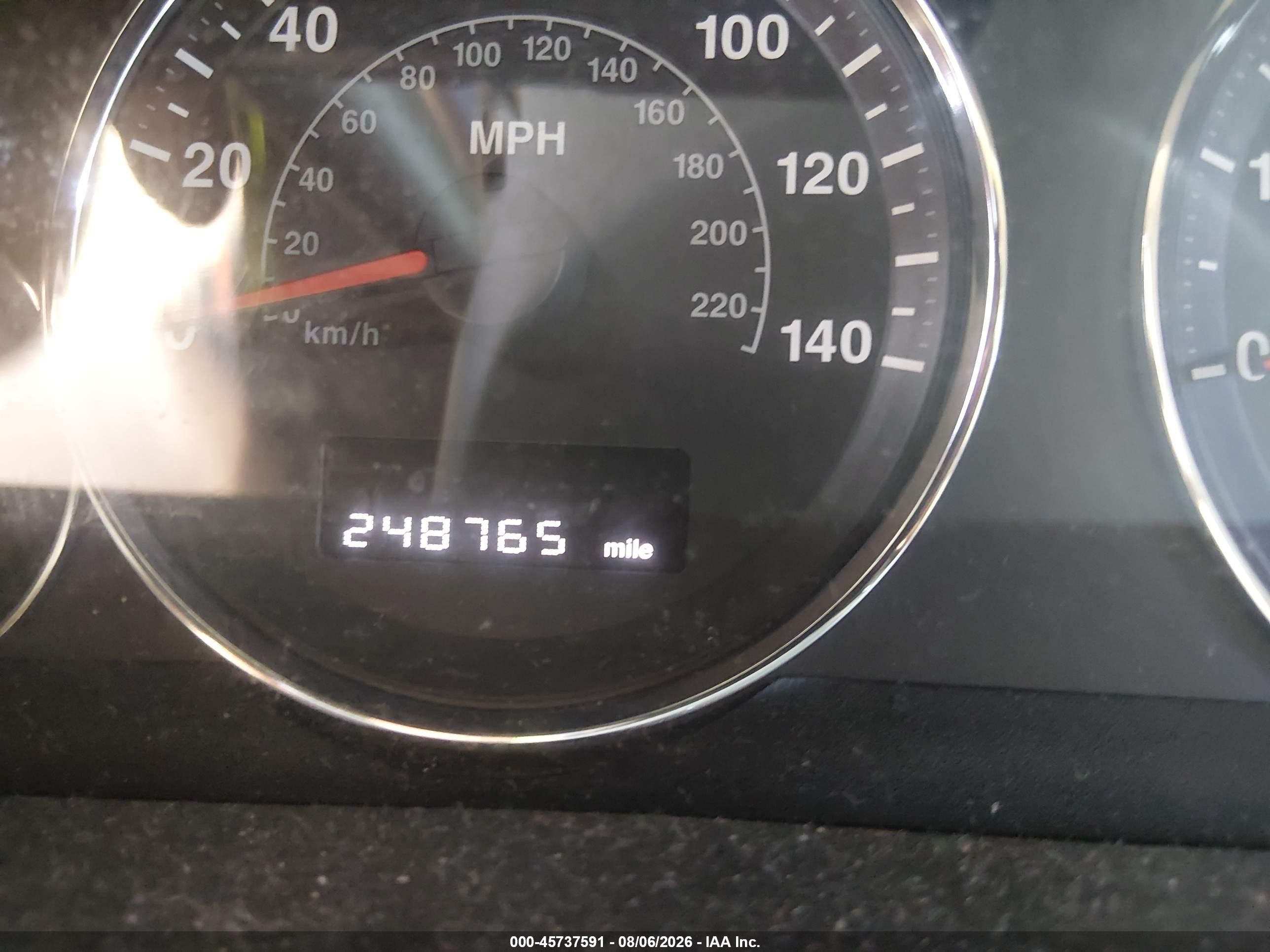 2010 Jeep Grand Cherokee Laredo Серебряный vin: 1J4PS4GK7AC156537