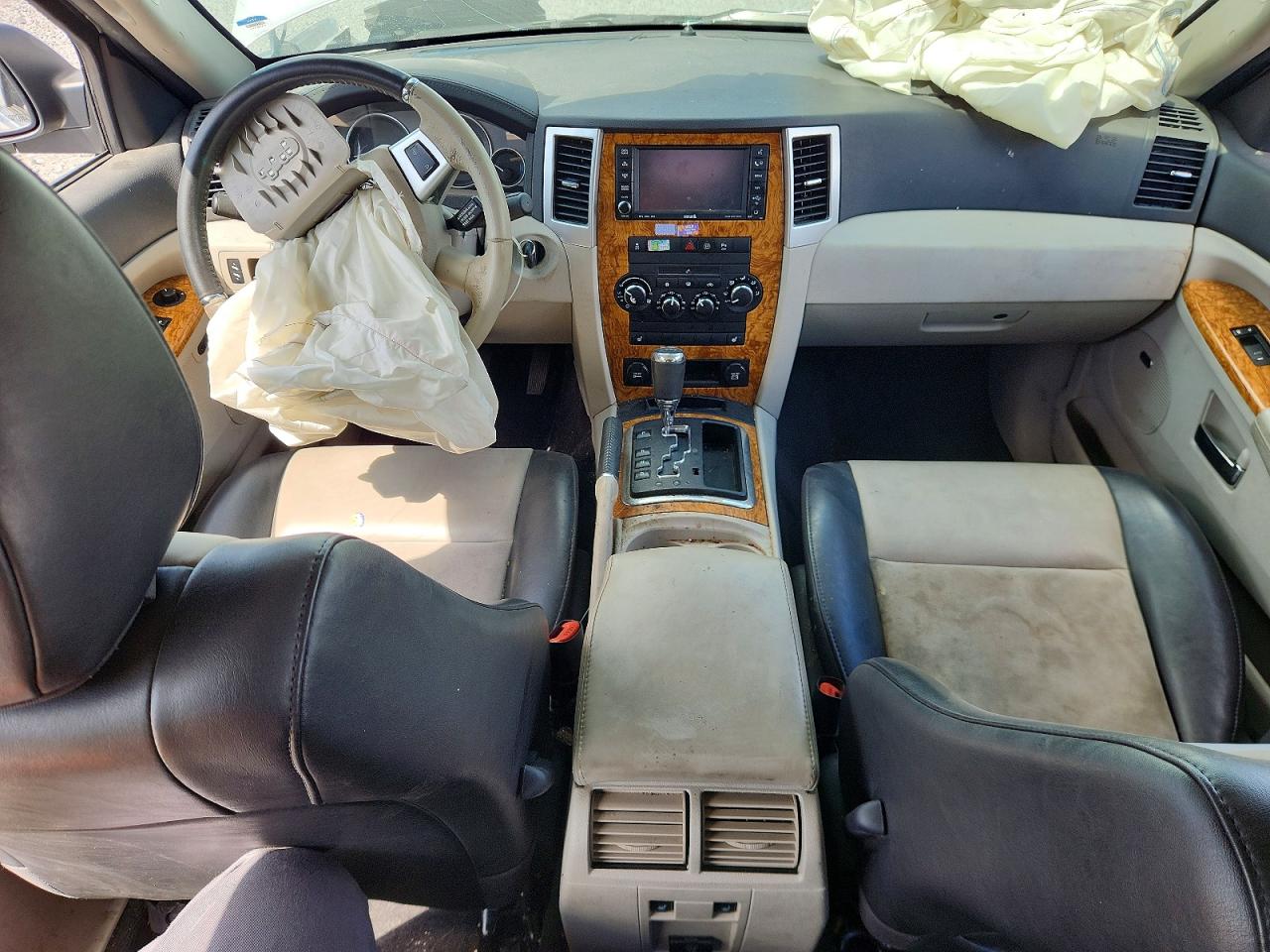 2010 Jeep Grand Cherokee Limited Silver vin: 1J4PS5GKXAC121528