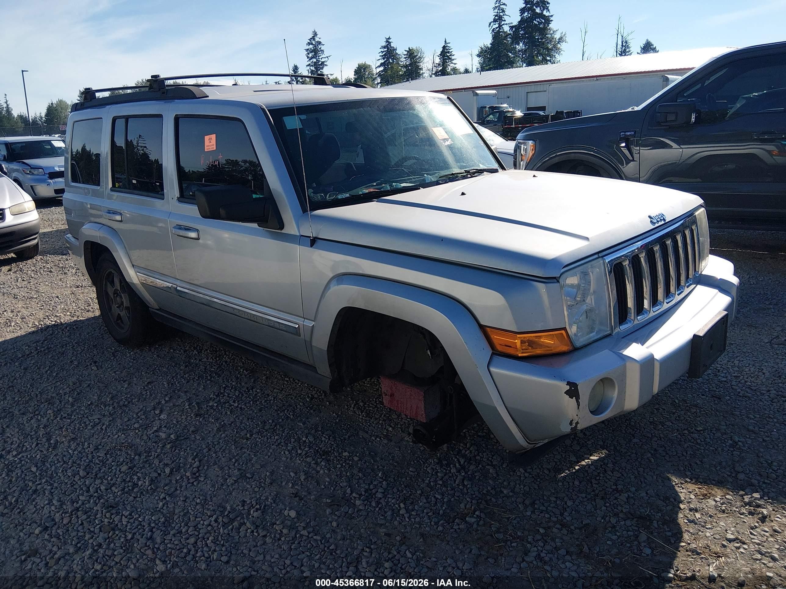 2010 Jeep Commander Sport Silver vin: 1J4RG4GK0AC158219