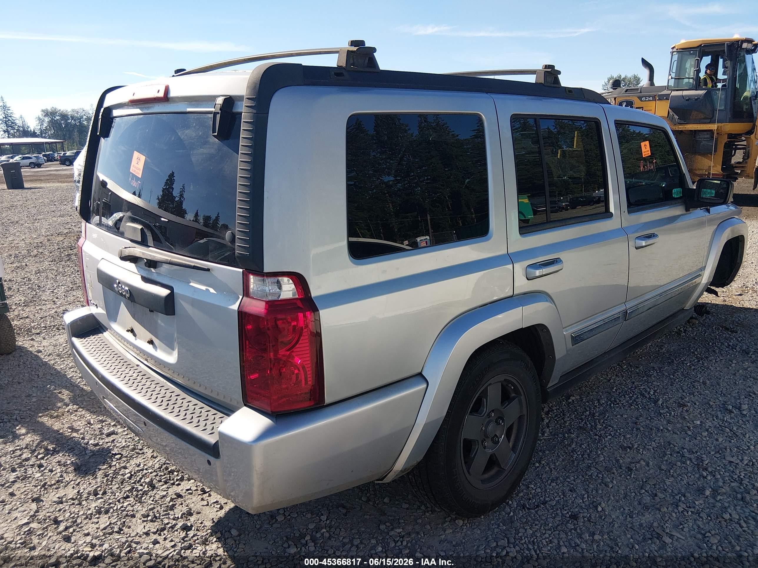 2010 Jeep Commander Sport Silver vin: 1J4RG4GK0AC158219