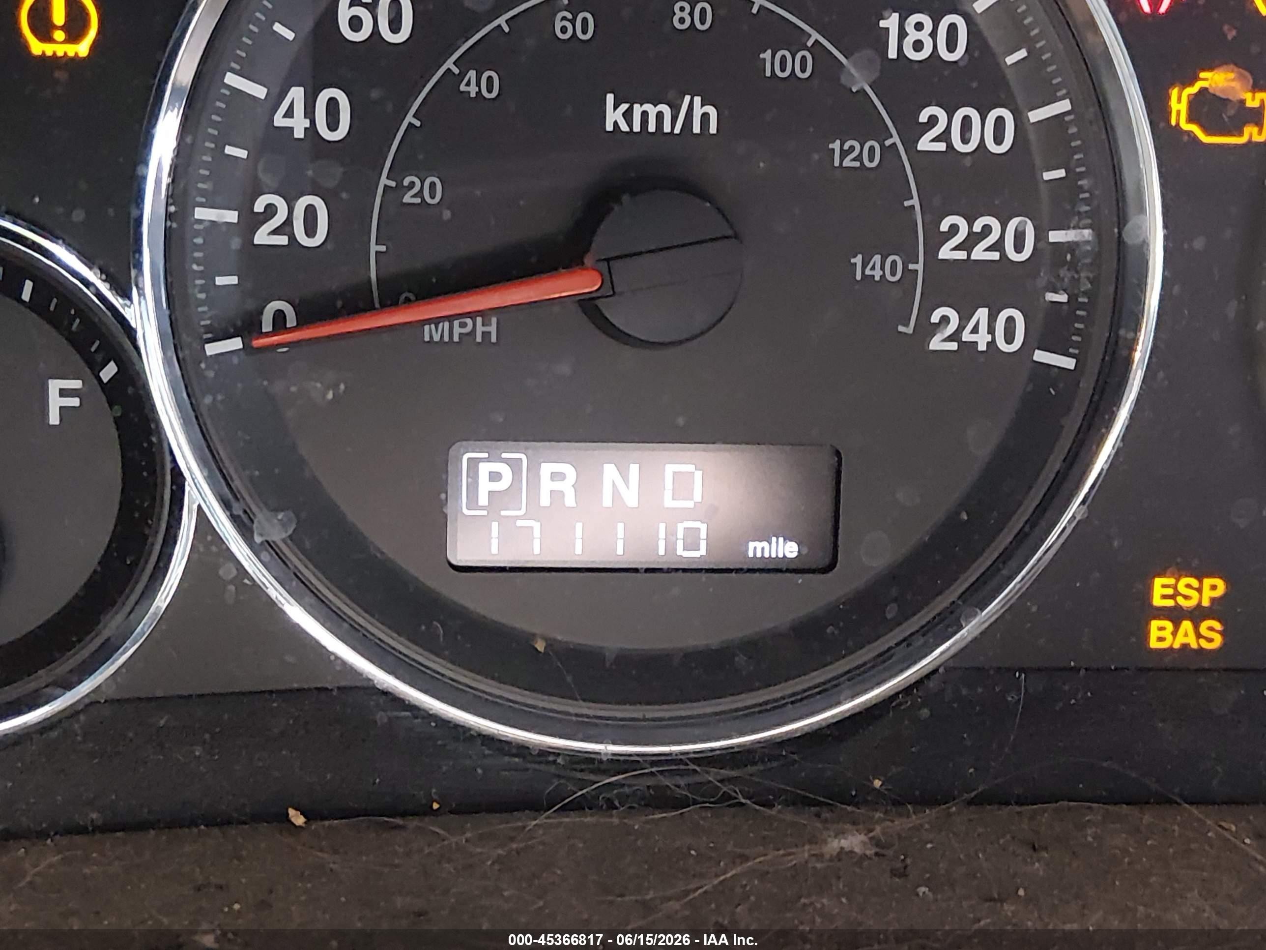 2010 Jeep Commander Sport Silver vin: 1J4RG4GK0AC158219