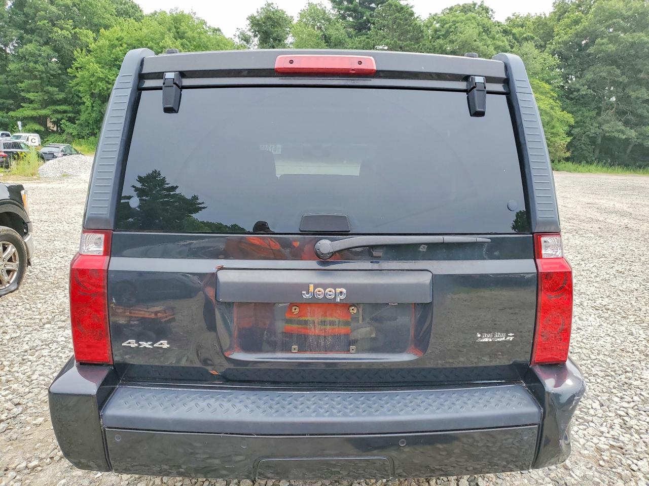 2010 Jeep Commander Sport Black vin: 1J4RG4GK1AC137220