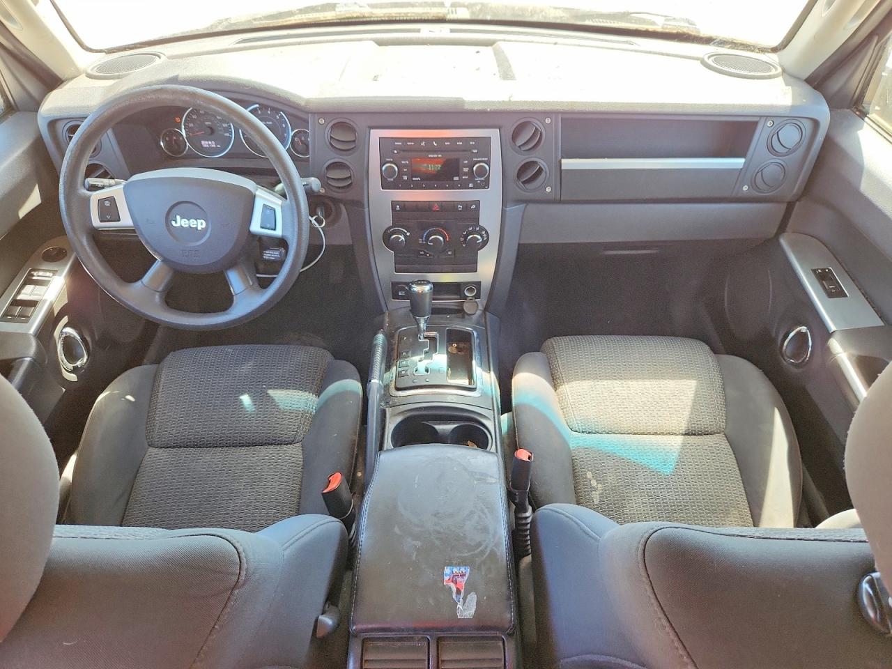 2010 Jeep Commander Sport Silver vin: 1J4RG4GK3AC127630