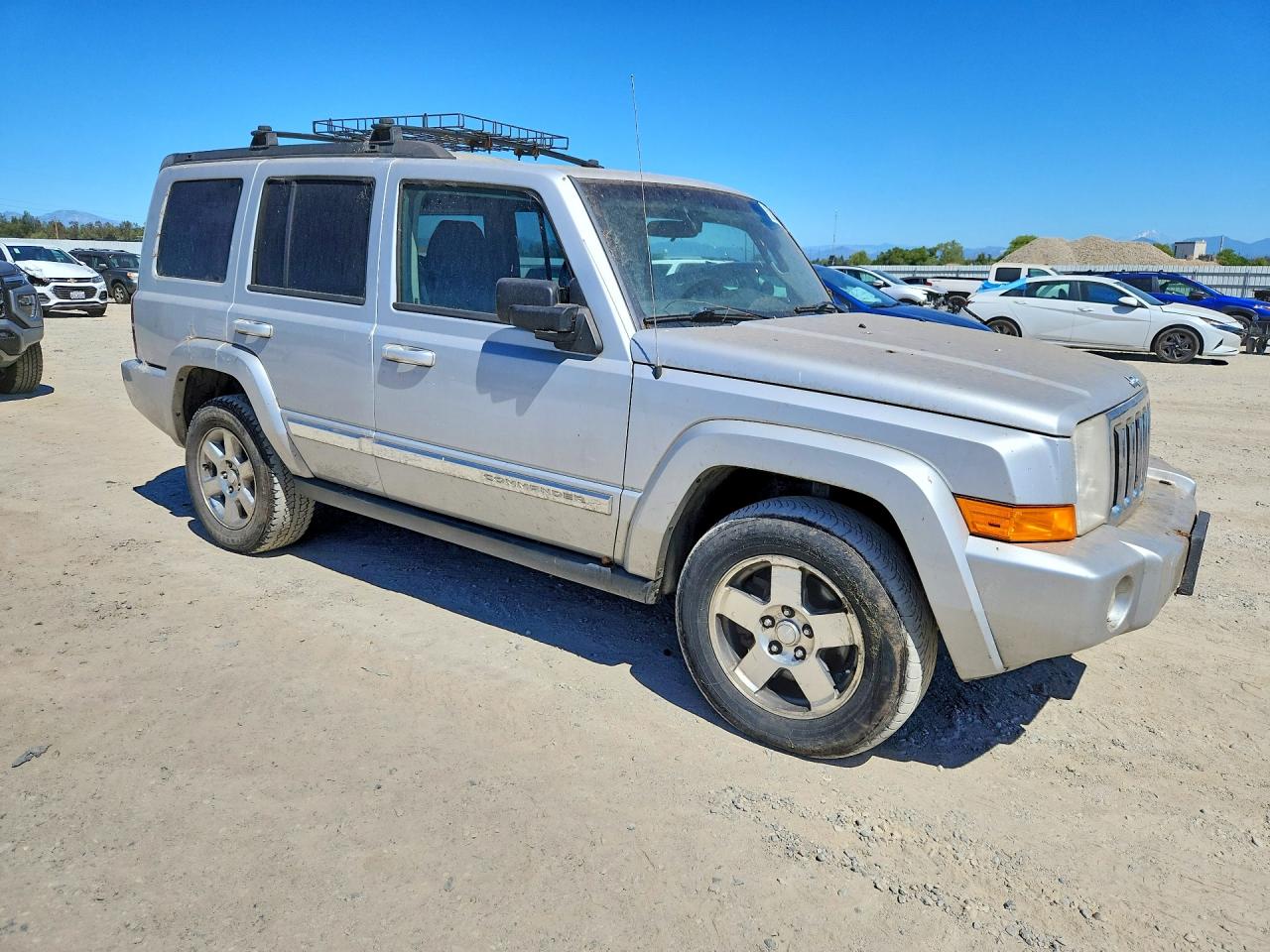 2010 Jeep Commander Sport Silver vin: 1J4RG4GK3AC127630