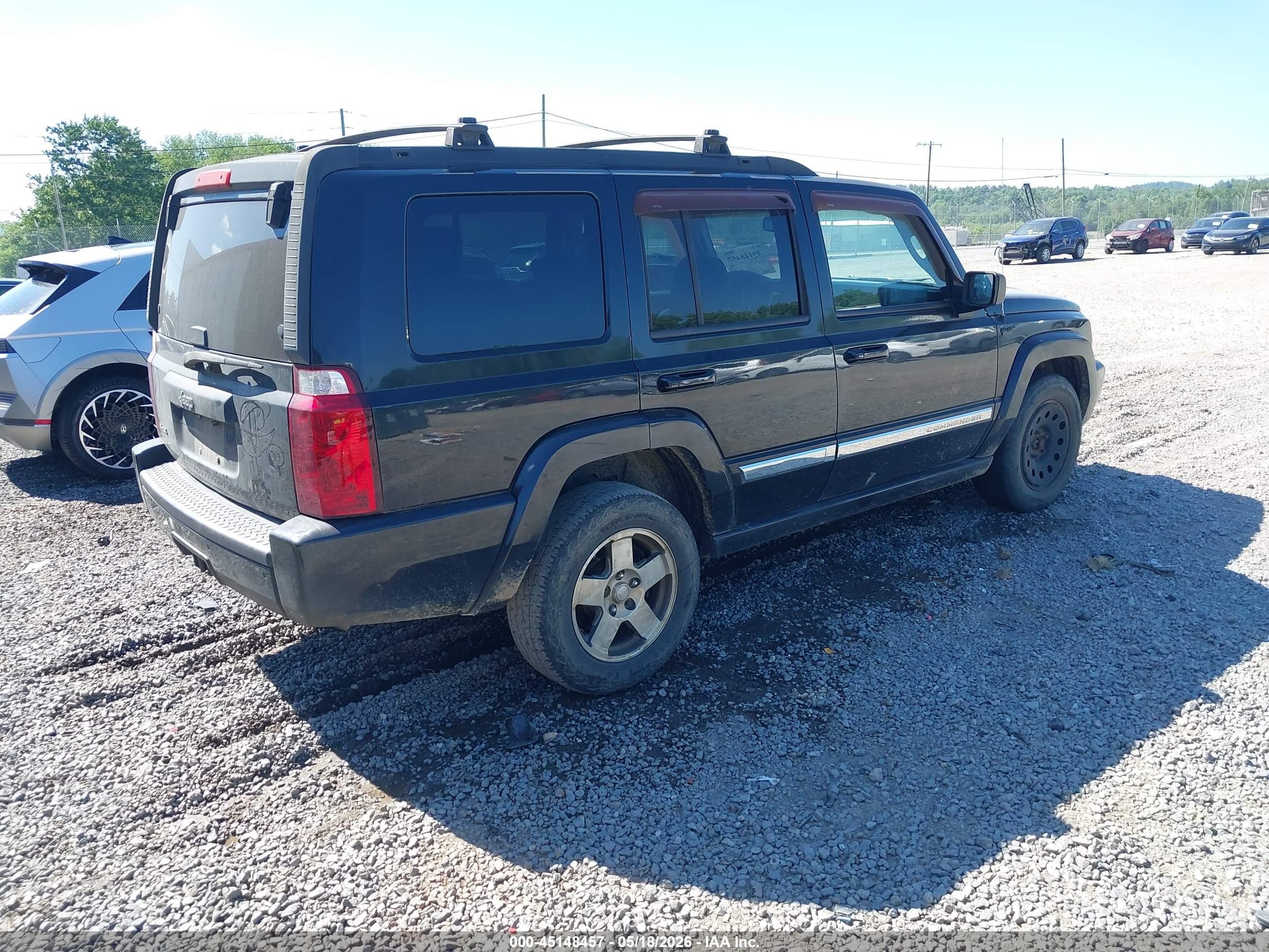 2010 Jeep Commander Sport Black vin: 1J4RG4GK4AC121996