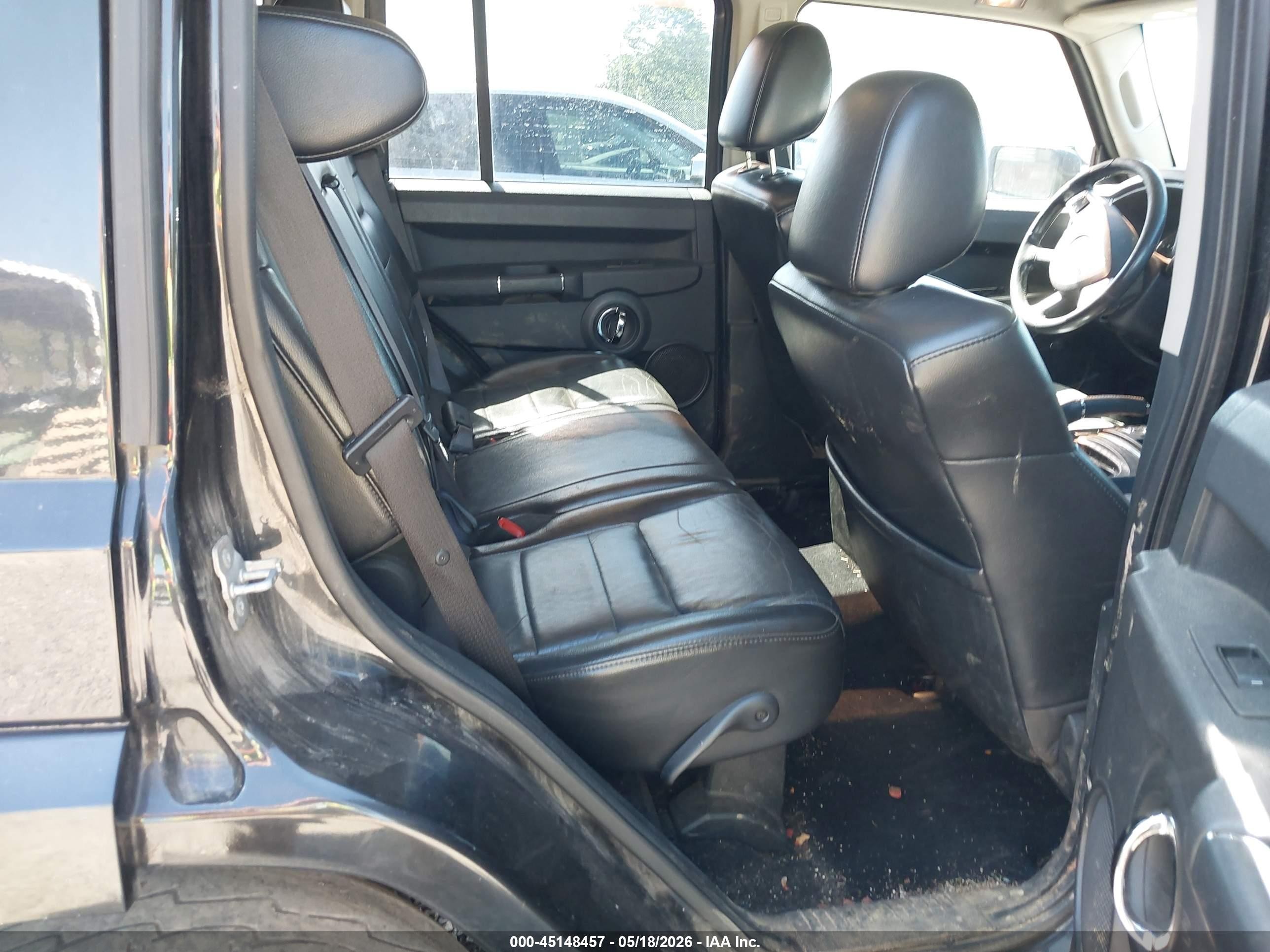 2010 Jeep Commander Sport Black vin: 1J4RG4GK4AC121996