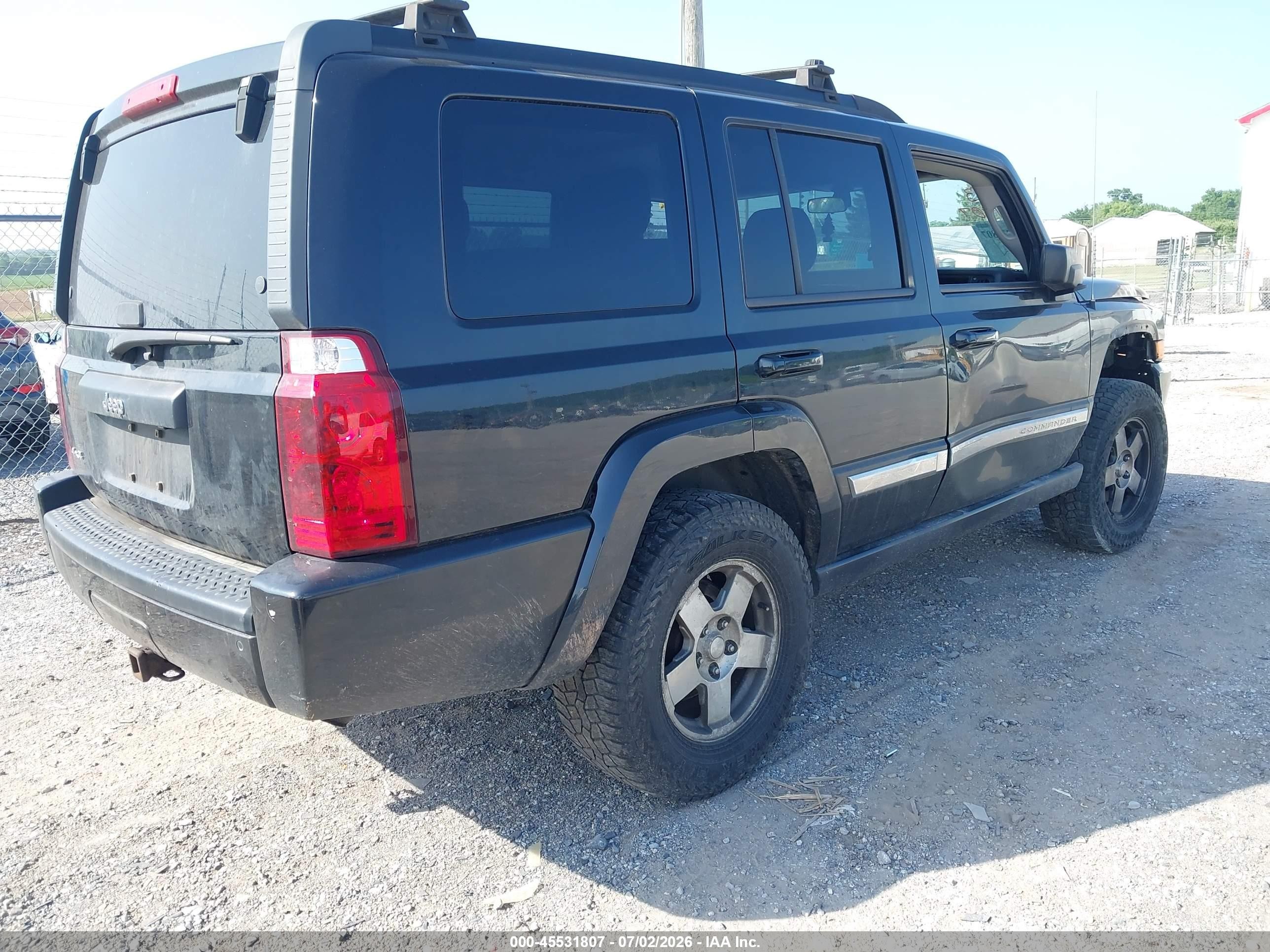 2010 Jeep Commander Sport Black vin: 1J4RG4GK4AC137129