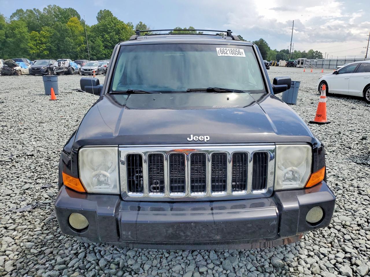 2010 Jeep Commander Sport White vin: 1J4RG4GK4AC137163