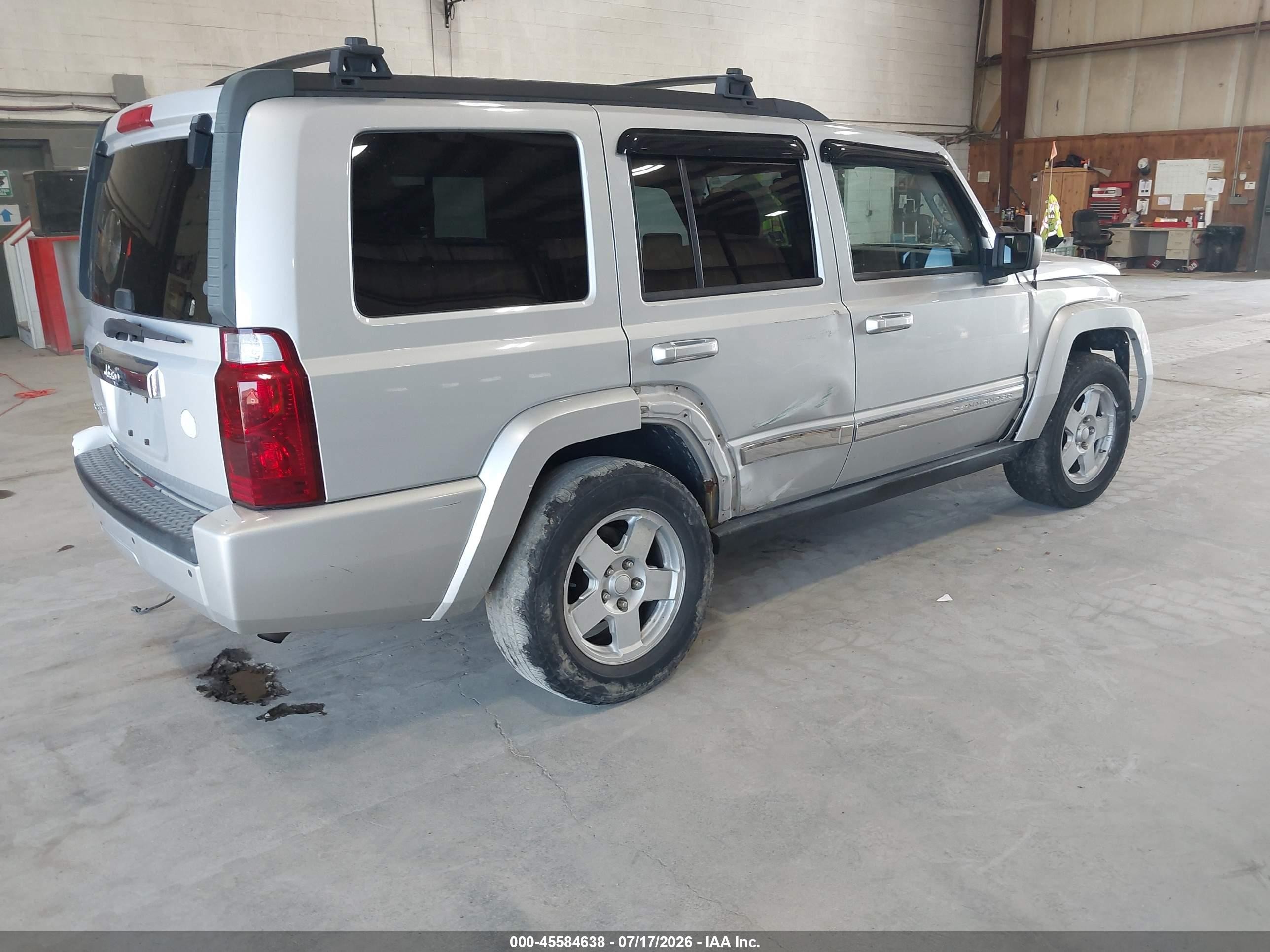 2010 Jeep Commander Sport Gray vin: 1J4RG4GK9AC148417