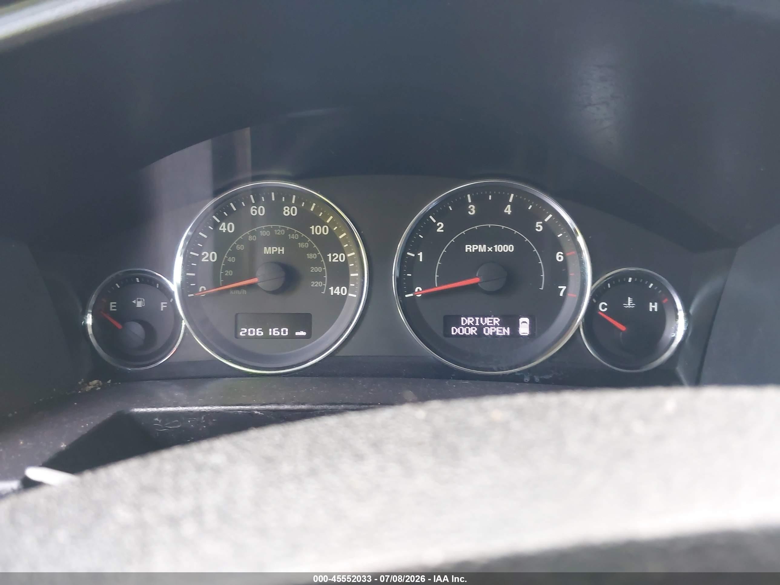 2010 Jeep Commander Sport White vin: 1J4RG4GKXAC130296
