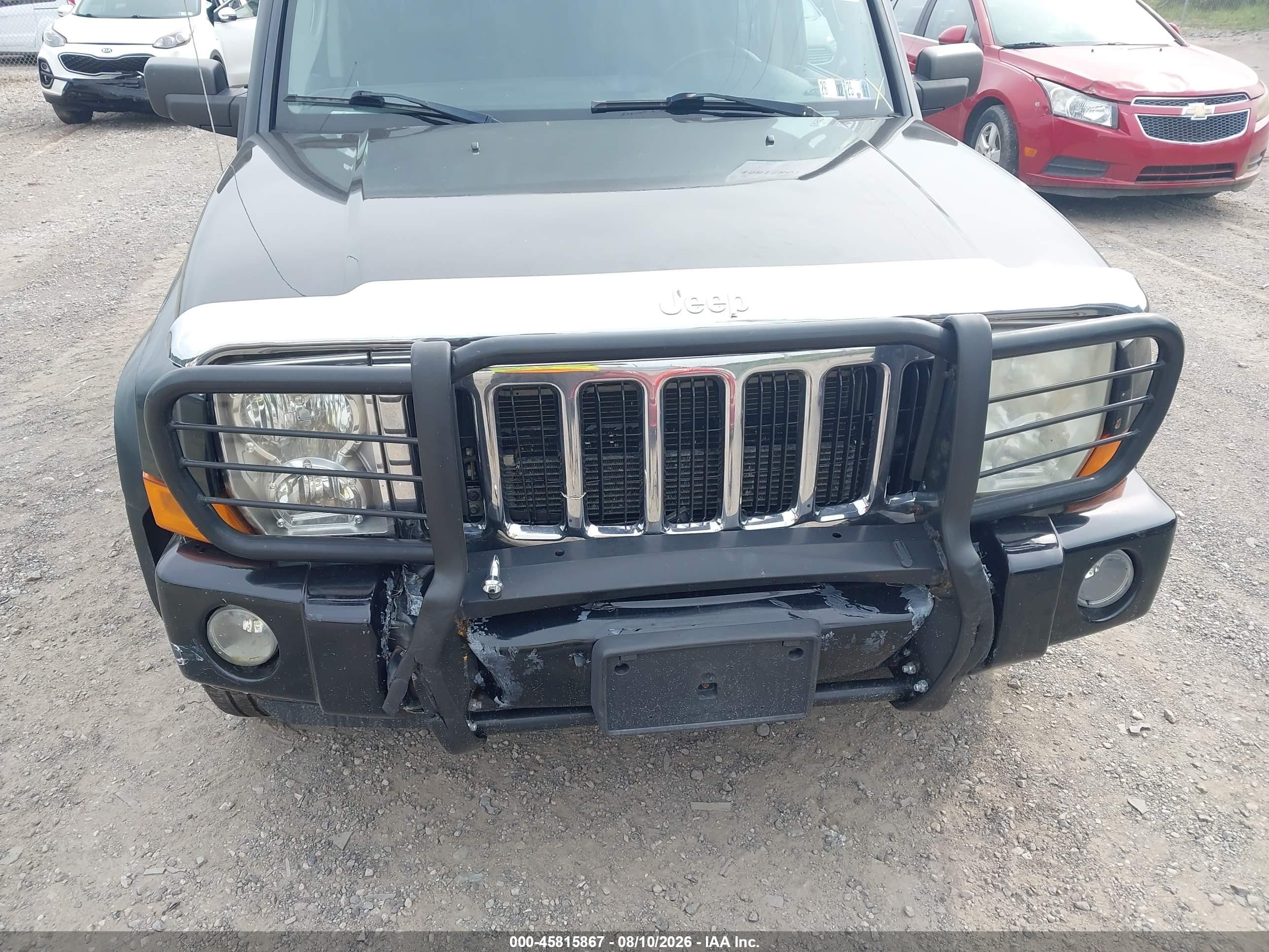 2010 Jeep Commander Sport Черный vin: 1J4RG4GT7AC127252