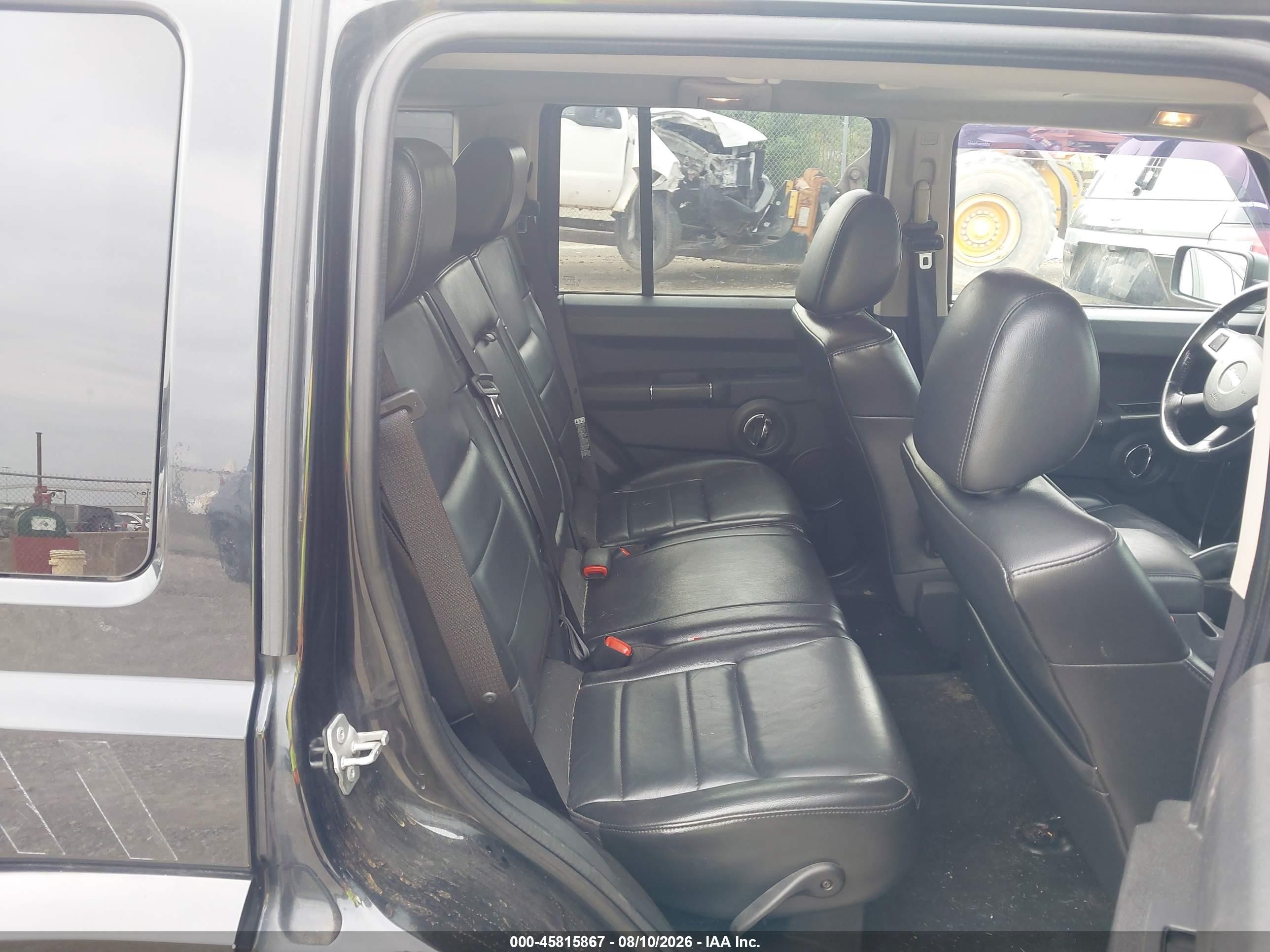 2010 Jeep Commander Sport Черный vin: 1J4RG4GT7AC127252
