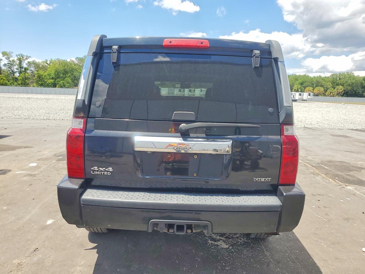 2010 Jeep Commander Limited Black vin: 1J4RG5GT3AC109319
