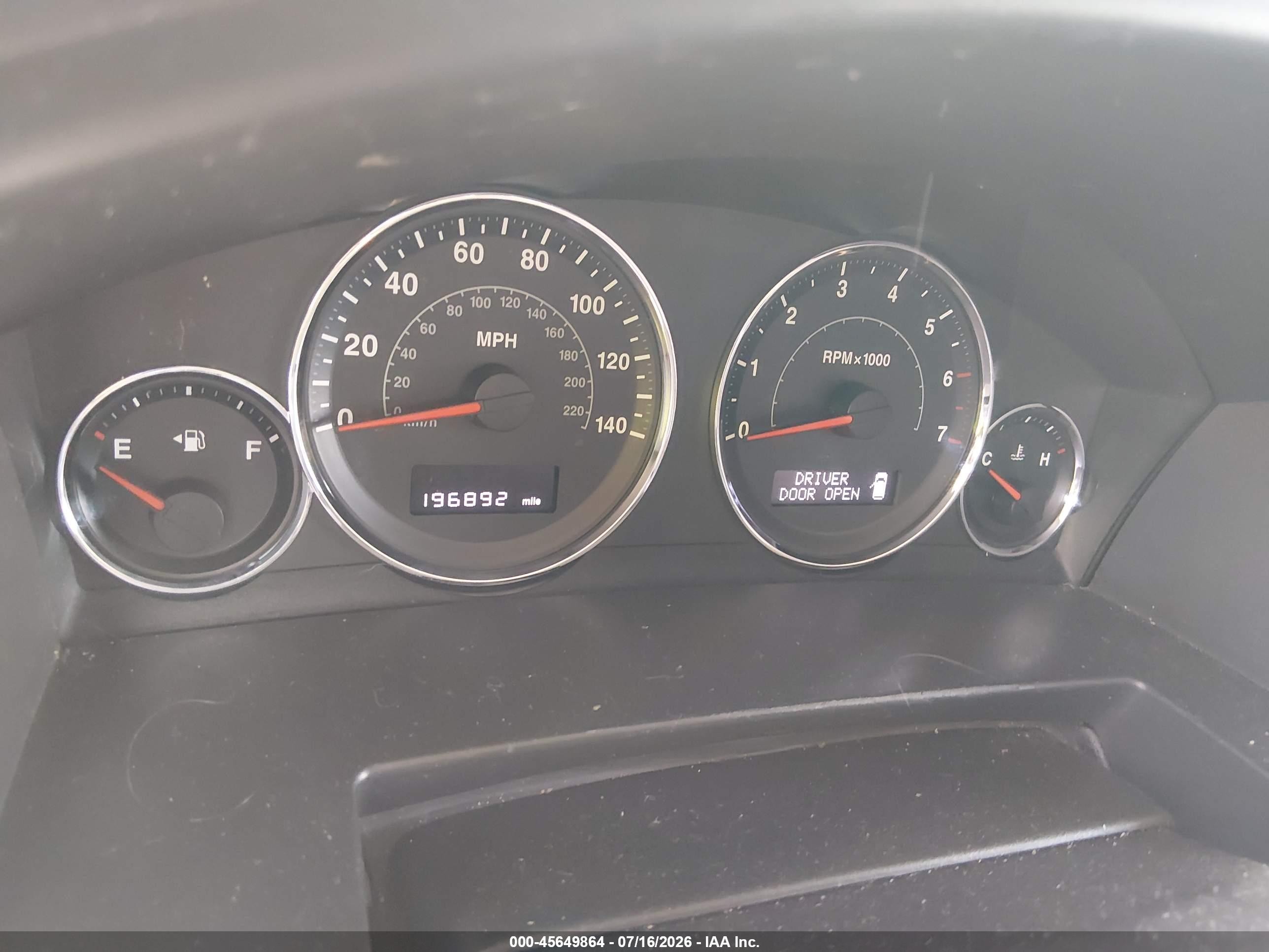 2010 Jeep Commander Sport White vin: 1J4RH4GK3AC157658