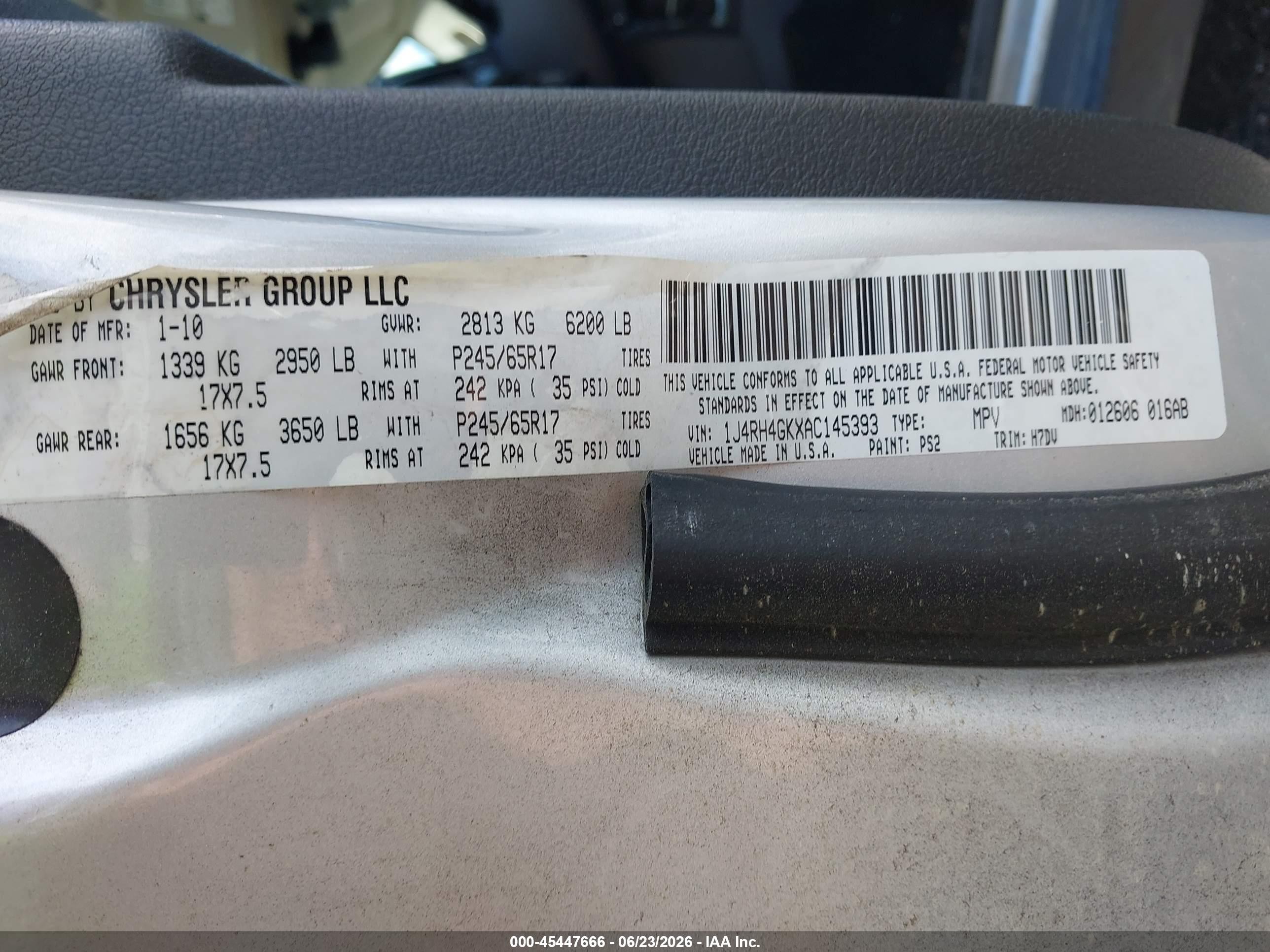 2010 Jeep Commander Sport Silver vin: 1J4RH4GKXAC145393