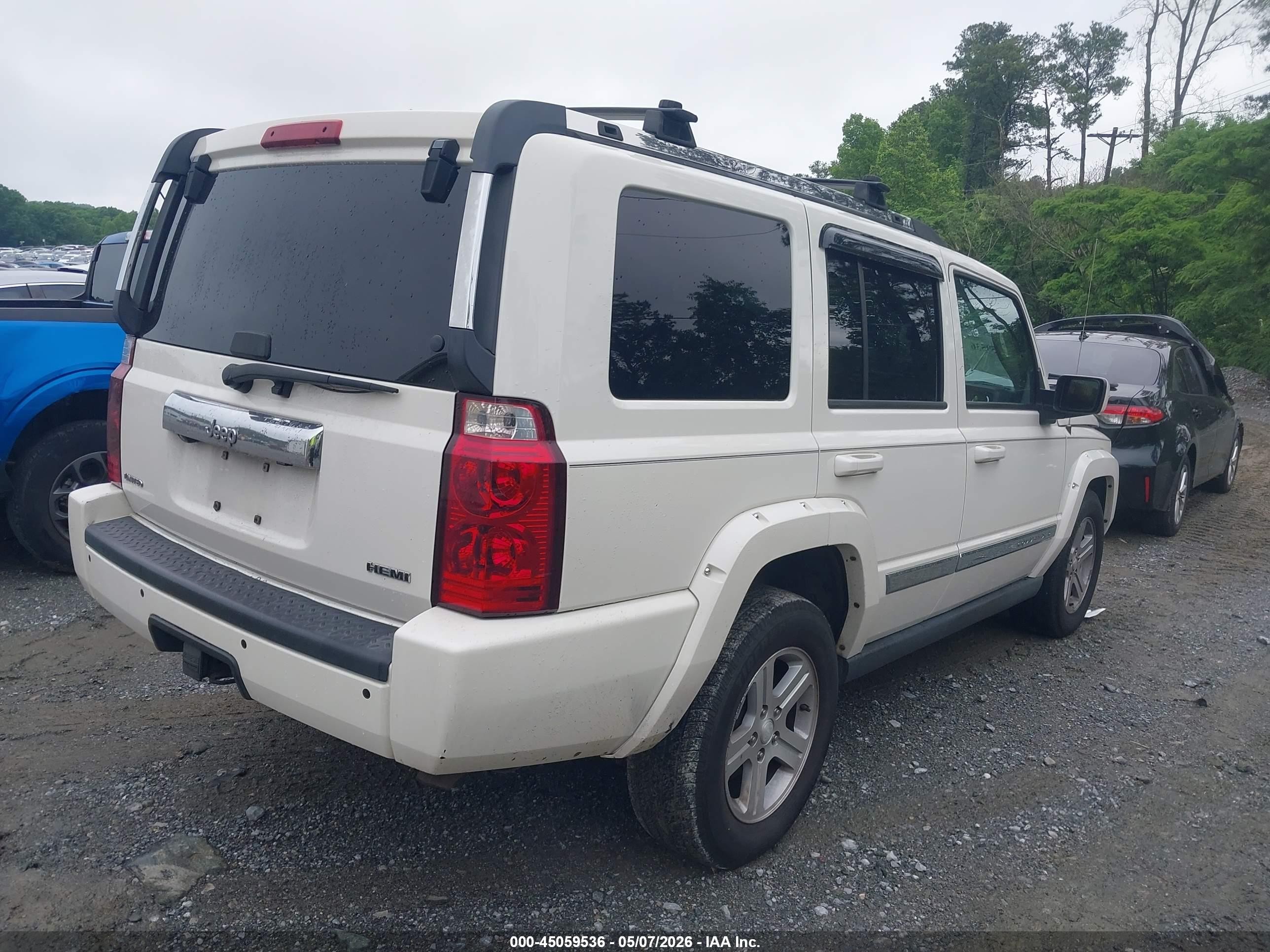 2010 Jeep Commander Limited White vin: 1J4RH5GT0AC146647