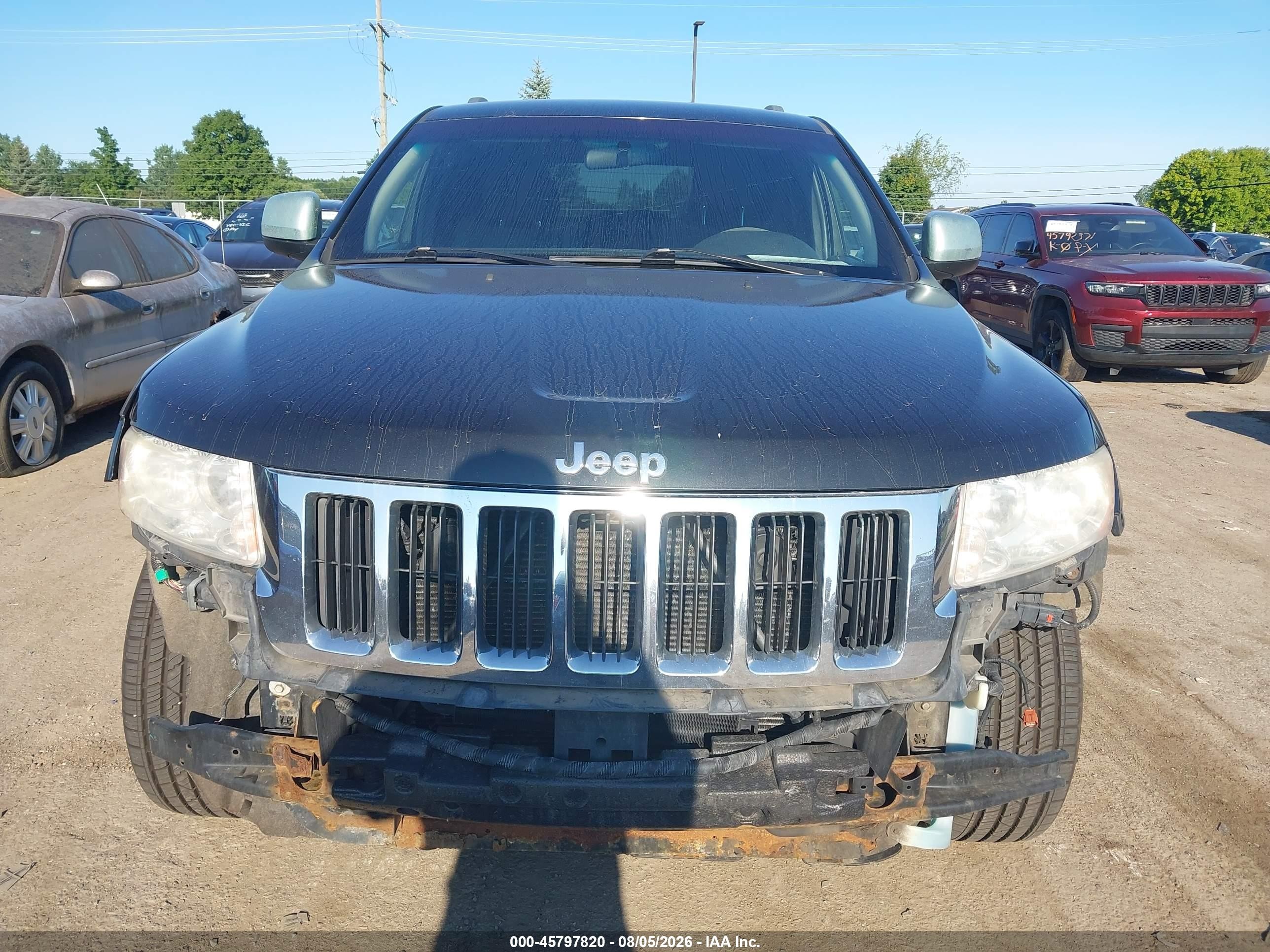 2011 Jeep Grand Cherokee Laredo Black vin: 1J4RR4GG0BC525627