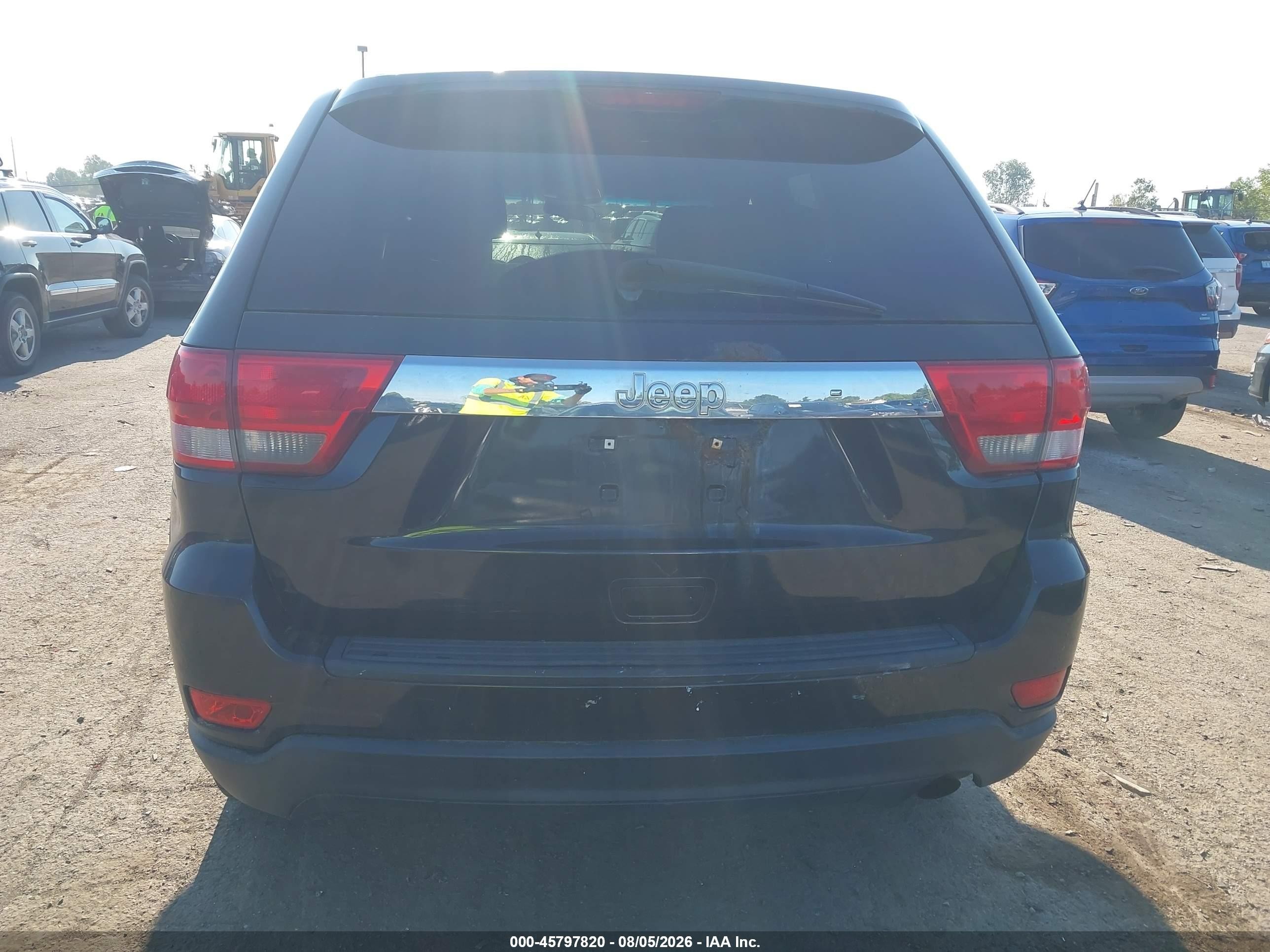 2011 Jeep Grand Cherokee Laredo Black vin: 1J4RR4GG0BC525627