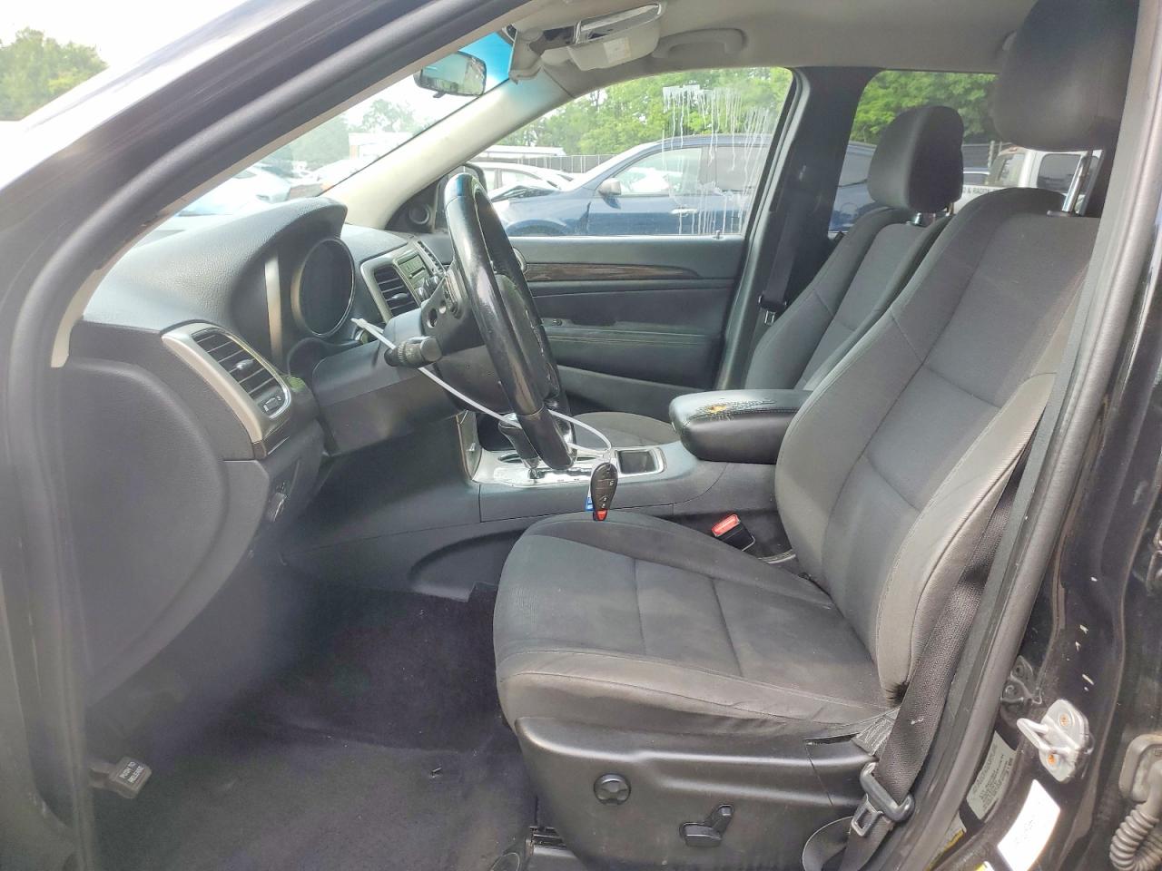 2011 Jeep Grand Cherokee Laredo Black vin: 1J4RR4GG0BC589957
