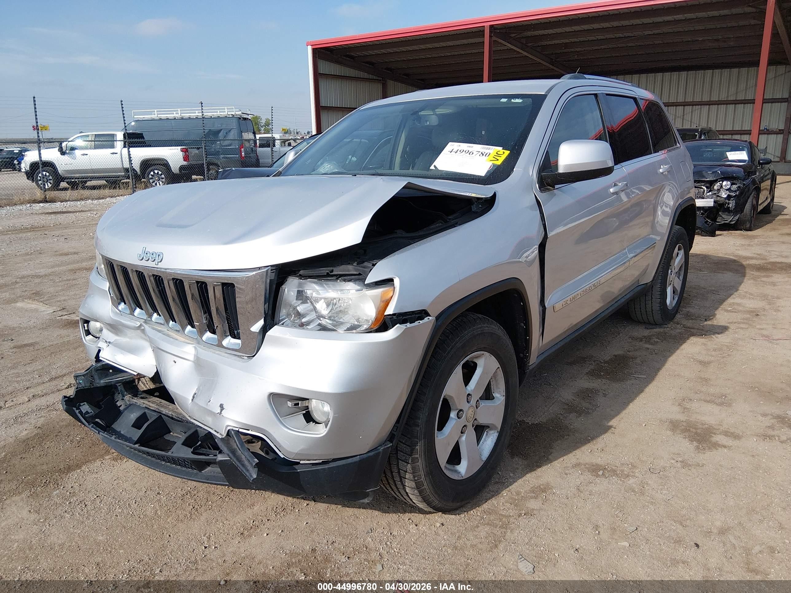 2011 Jeep Grand Cherokee Laredo Silver vin: 1J4RR4GG0BC597959