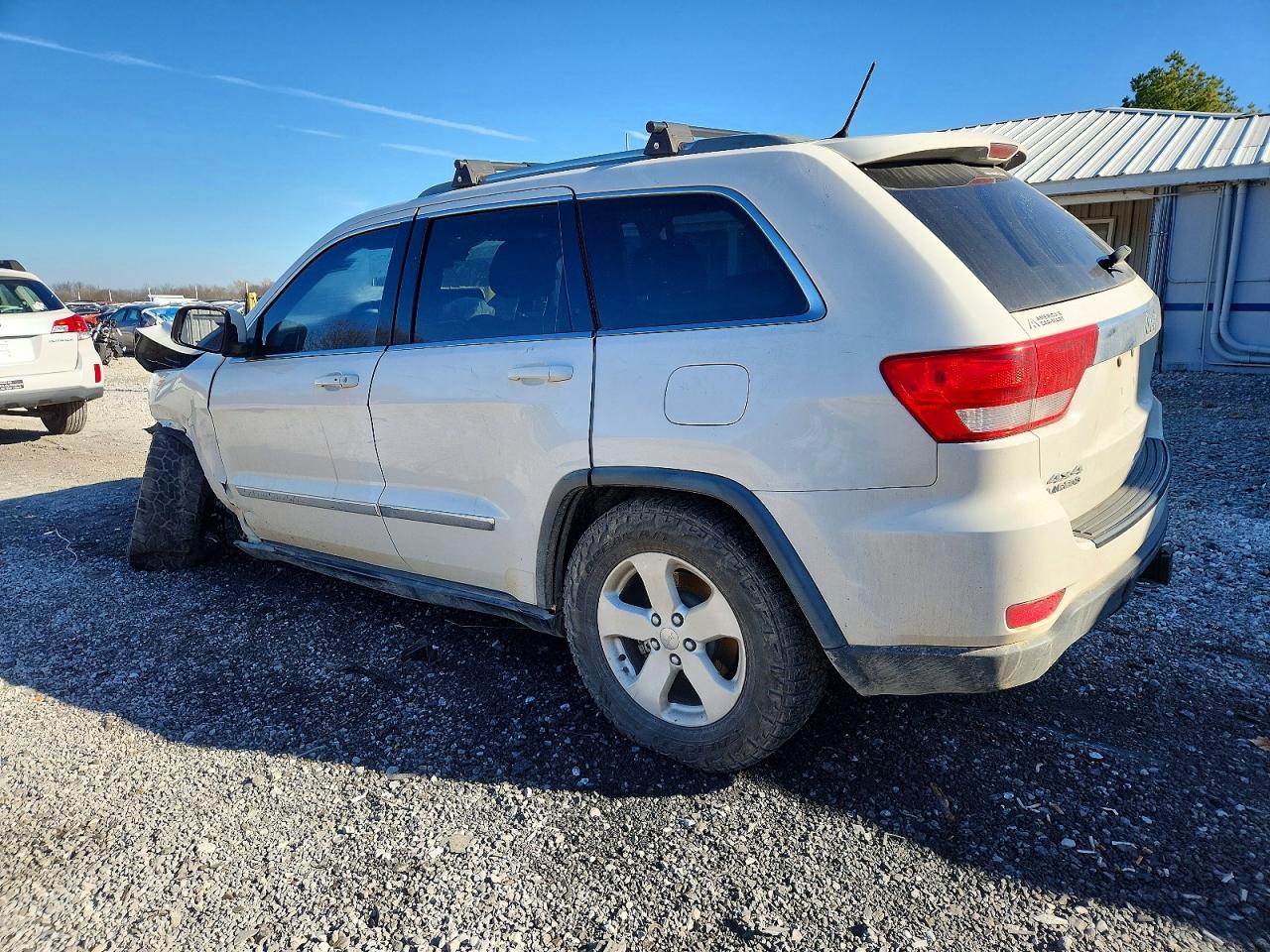 2011 Jeep Grand Cherokee Laredo Белый vin: 1J4RR4GG0BC616347