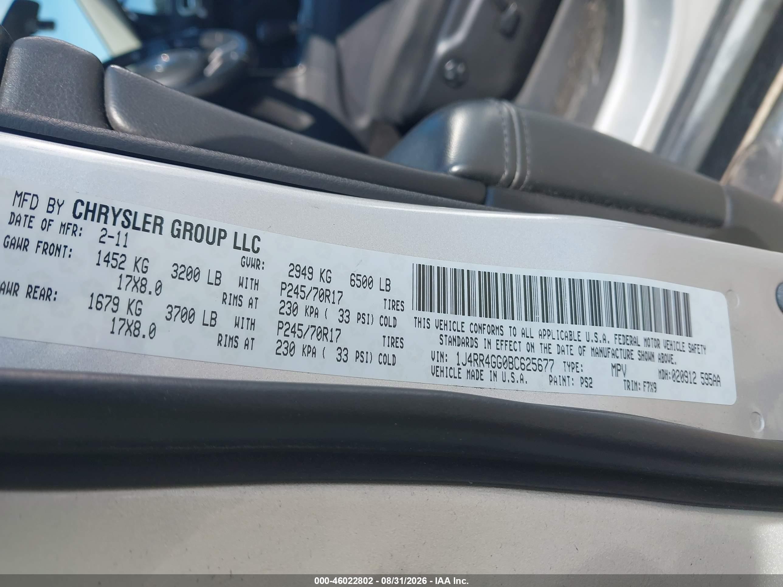 2011 Jeep Grand Cherokee Laredo Silver vin: 1J4RR4GG0BC625677