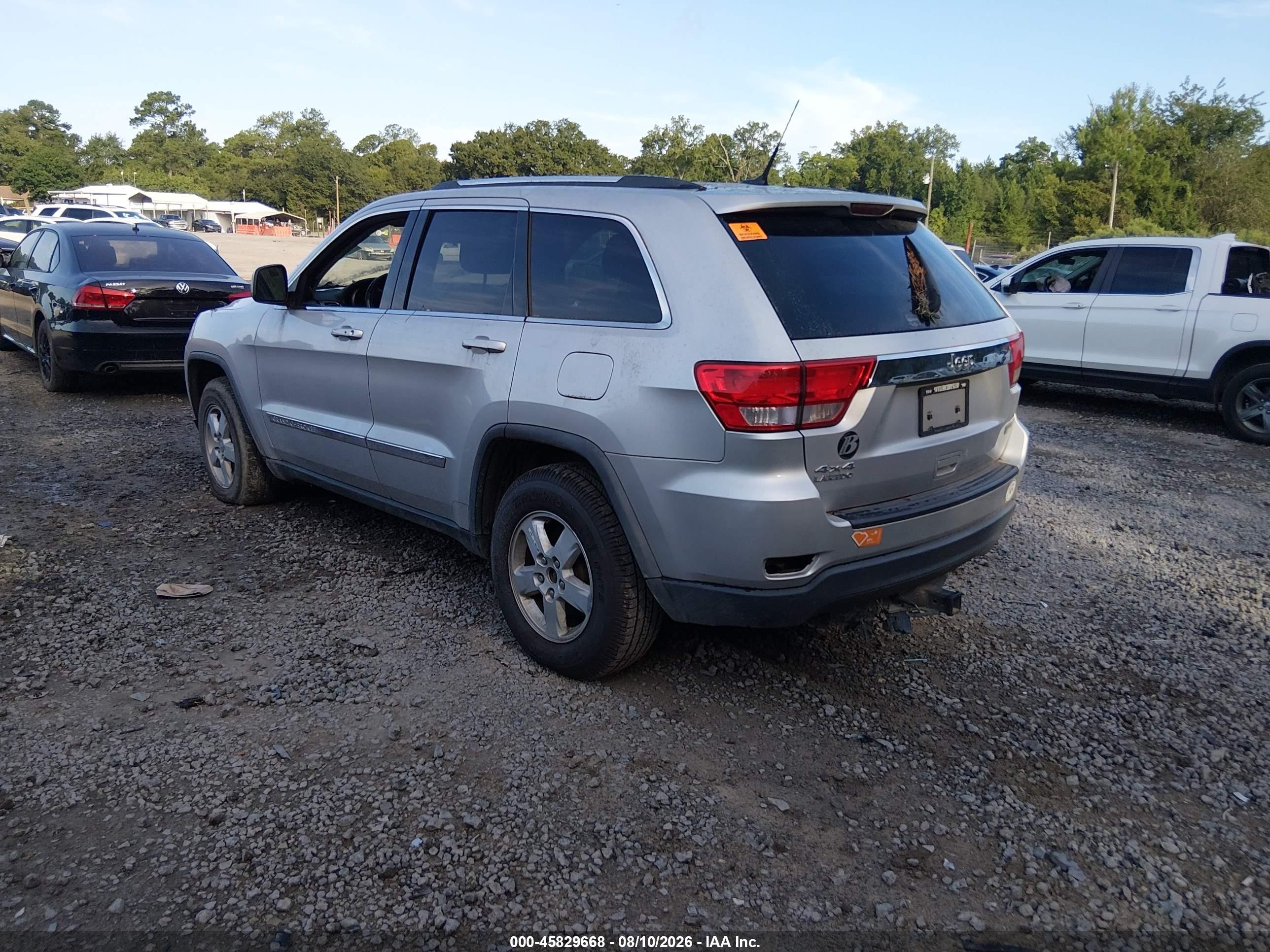 2011 Jeep Grand Cherokee Laredo Silver vin: 1J4RR4GG1BC503071