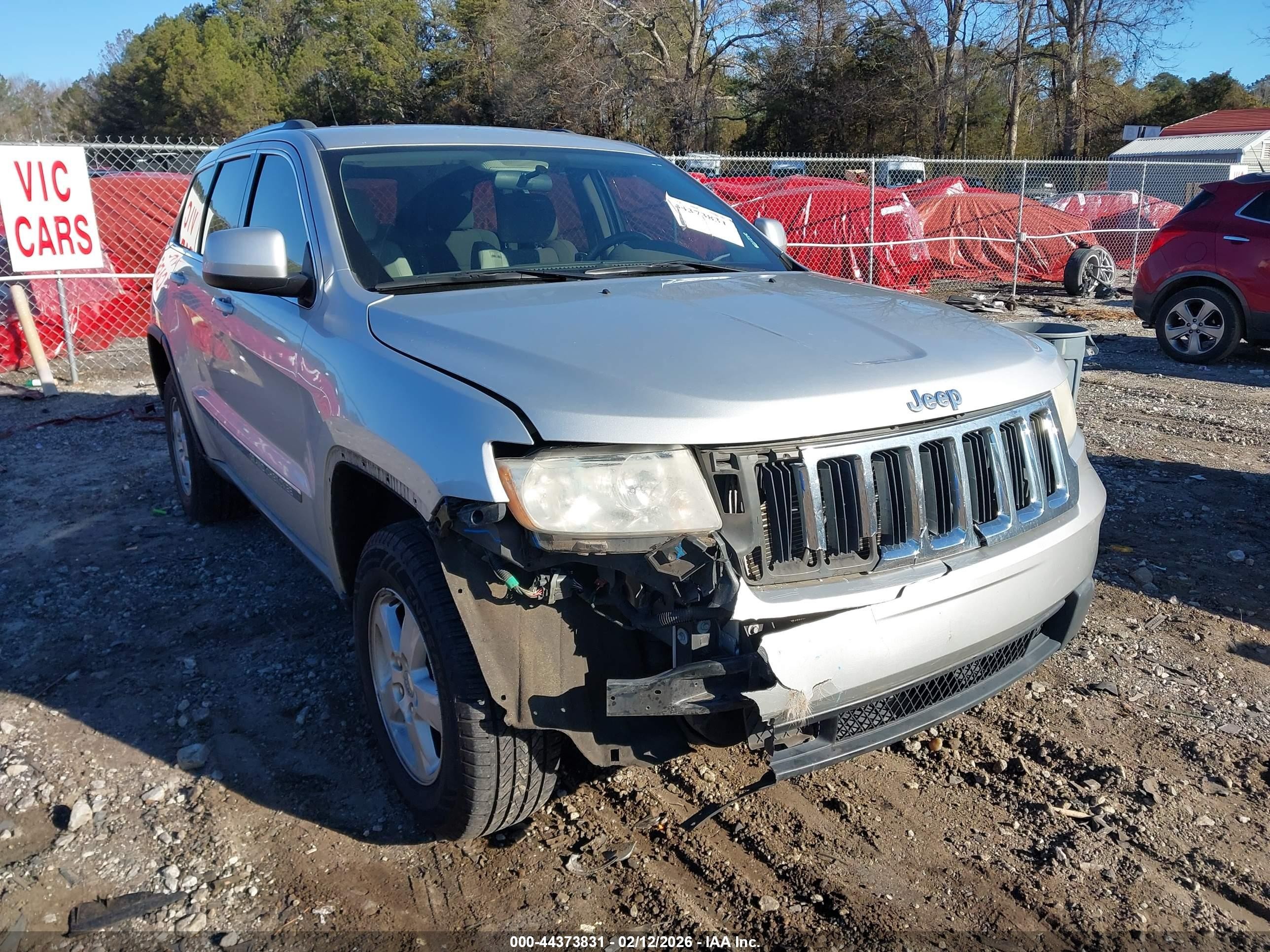 2011 Jeep Grand Cherokee Laredo Gray vin: 1J4RR4GG1BC519092