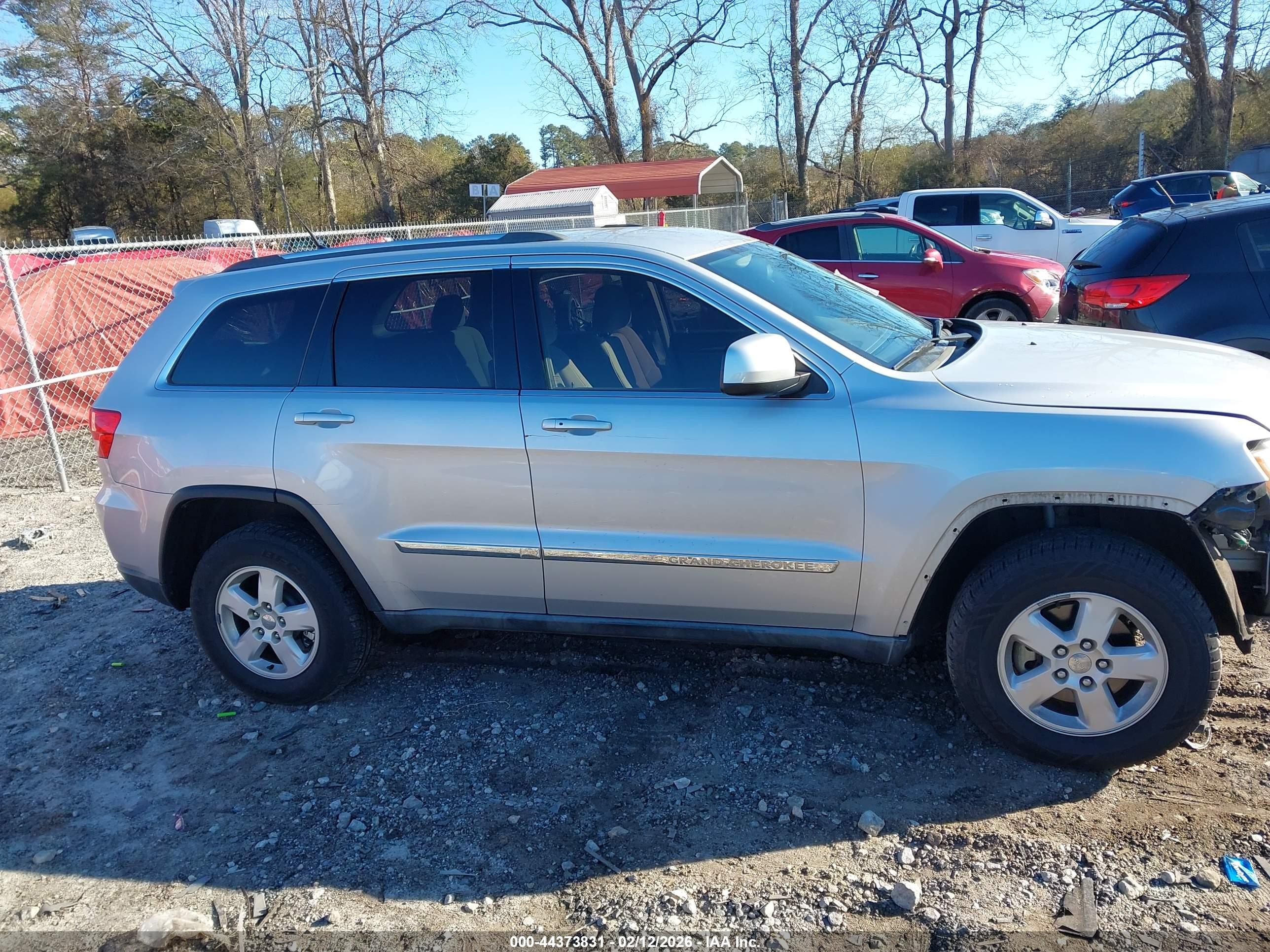 2011 Jeep Grand Cherokee Laredo Gray vin: 1J4RR4GG1BC519092