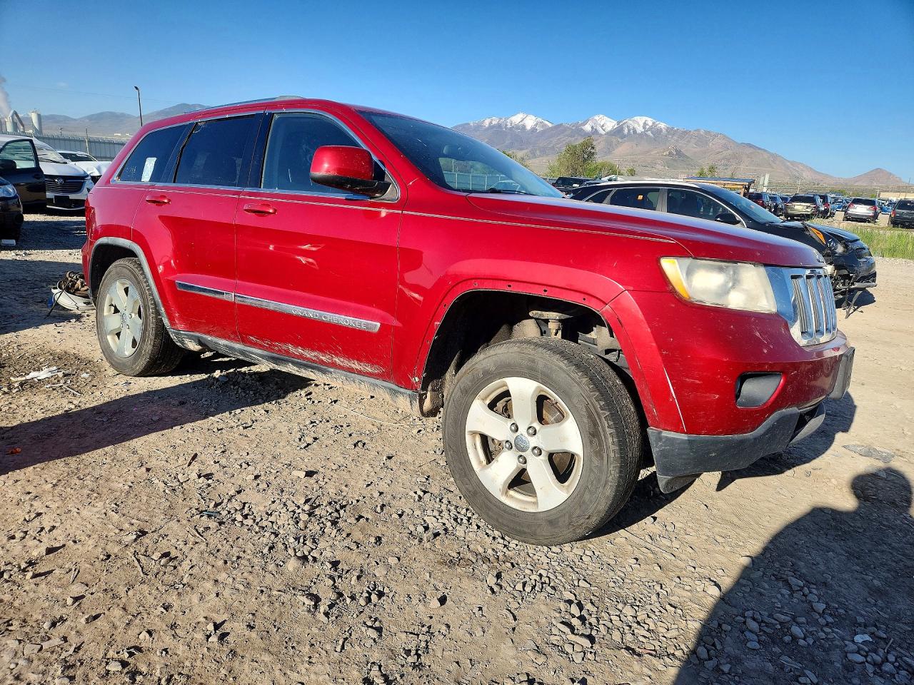 2011 Jeep Grand Cherokee Laredo Red vin: 1J4RR4GG1BC534529